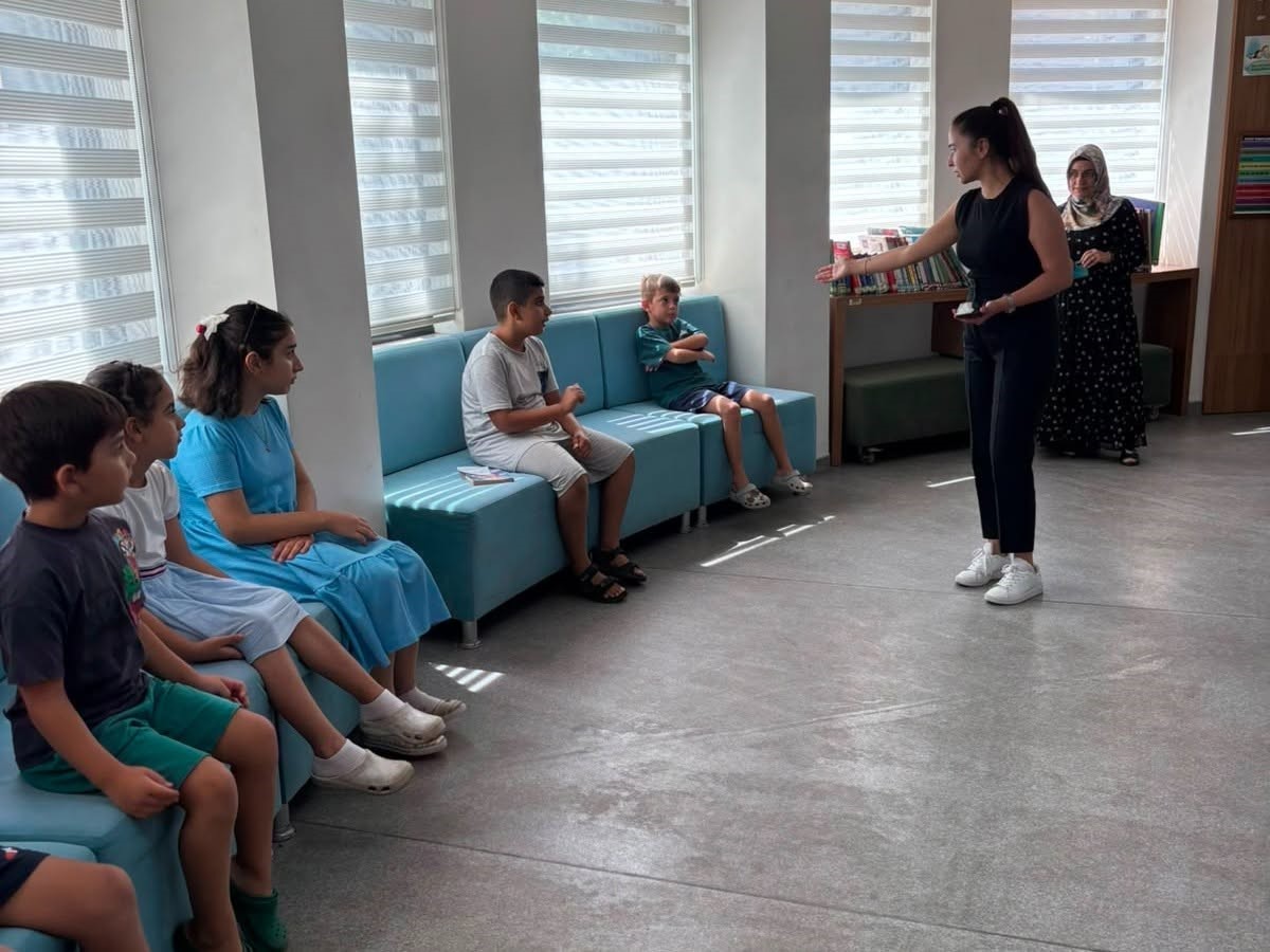 Aydın’da çocuklar kütüphanede drama ile keşfetti