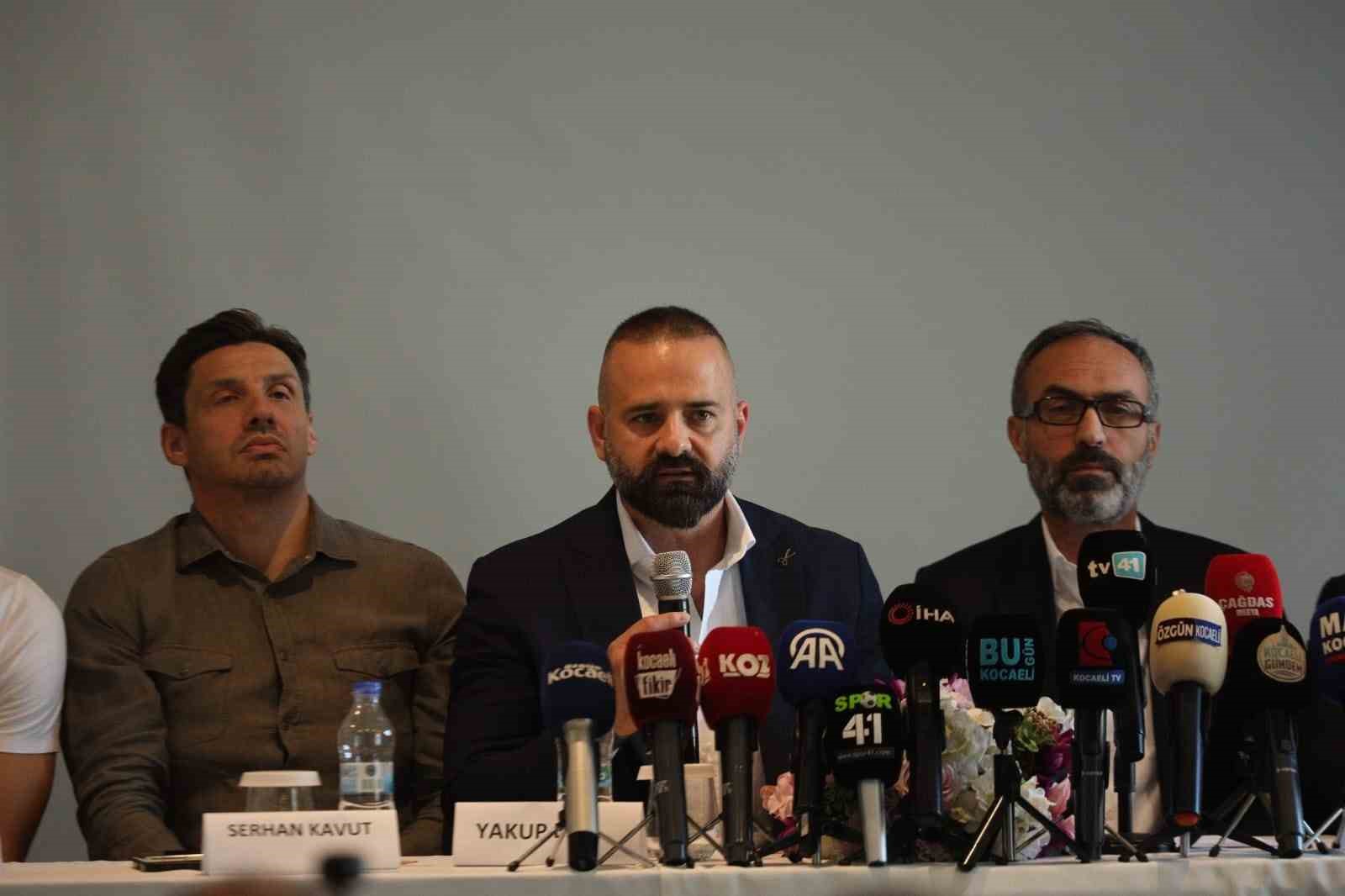 Basketbol S&uuml;per Ligi&rsquo;nin yeni takımı K&ouml;rfez Basket g&ouml;r&uuml;c&uuml;ye &ccedil;ıktı