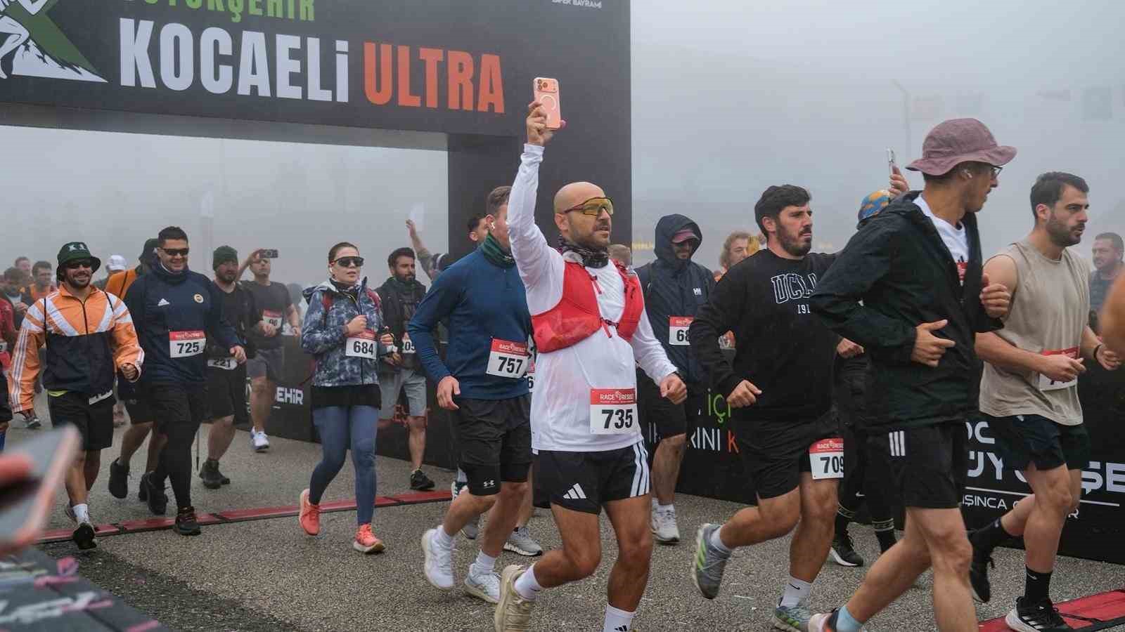 Sis altında 905 sporcudan nefes kesen m&uuml;cadele