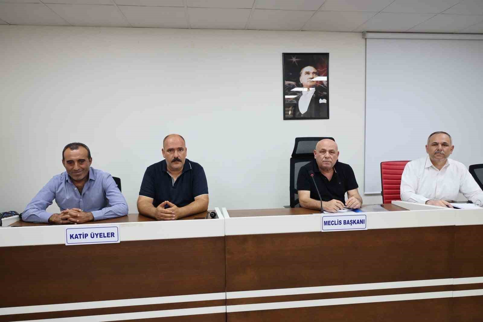 Honaz Belediye Meclis Toplantısında Yeni Parti koltukları boş kaldı