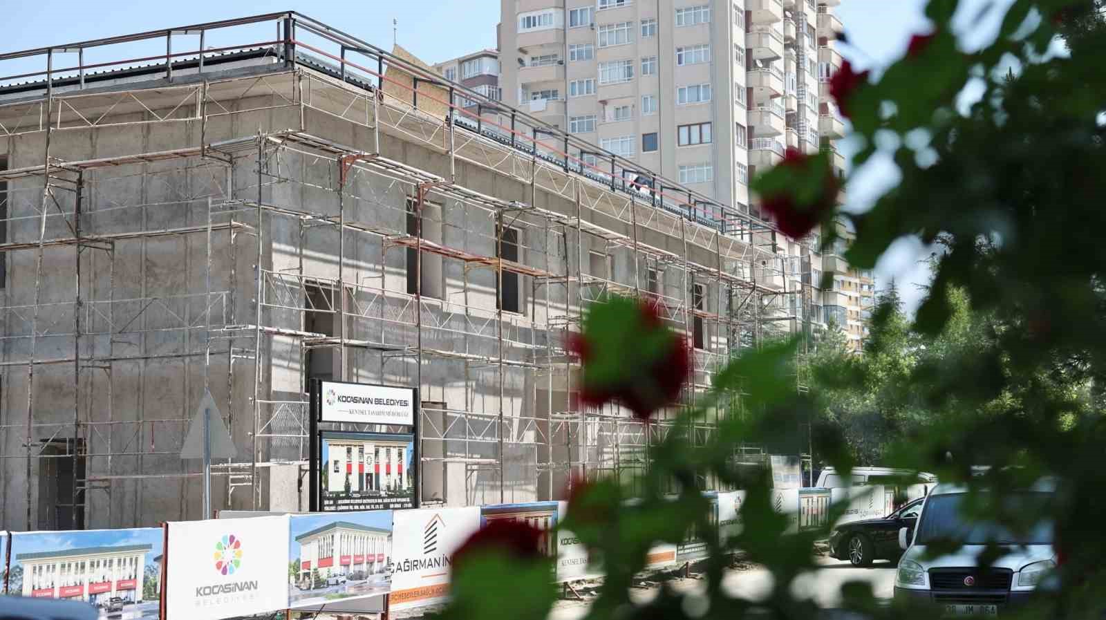 Başkan &Ccedil;olakbayrakdar: "Erciyesevler&rsquo;e yakışan modern bir sağlık merkezi inşa ediyoruz"