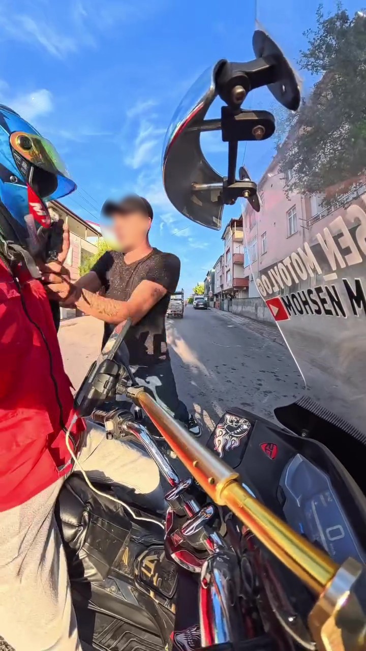 "Seni gebertirim" dedi, motokuryeye saldırdı
