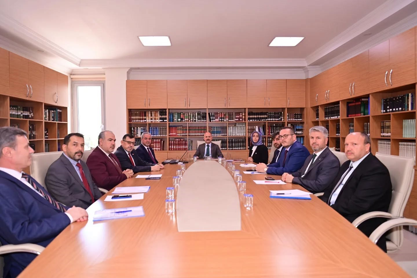 Vali Varol, İl Müftülüğü’nde yürütülen hizmetler hakkında bilgi aldı