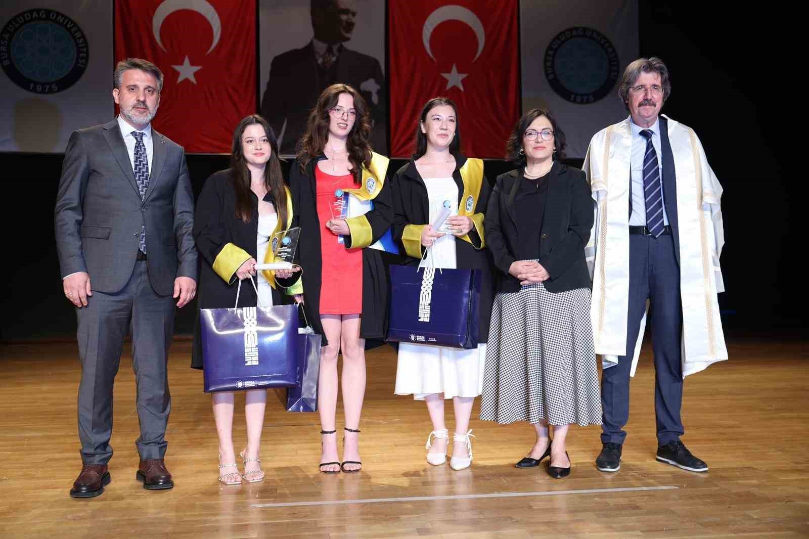 Başkan Vekili Şahin Biba&rsquo;dan gen&ccedil; mimarlara tavsiyeler