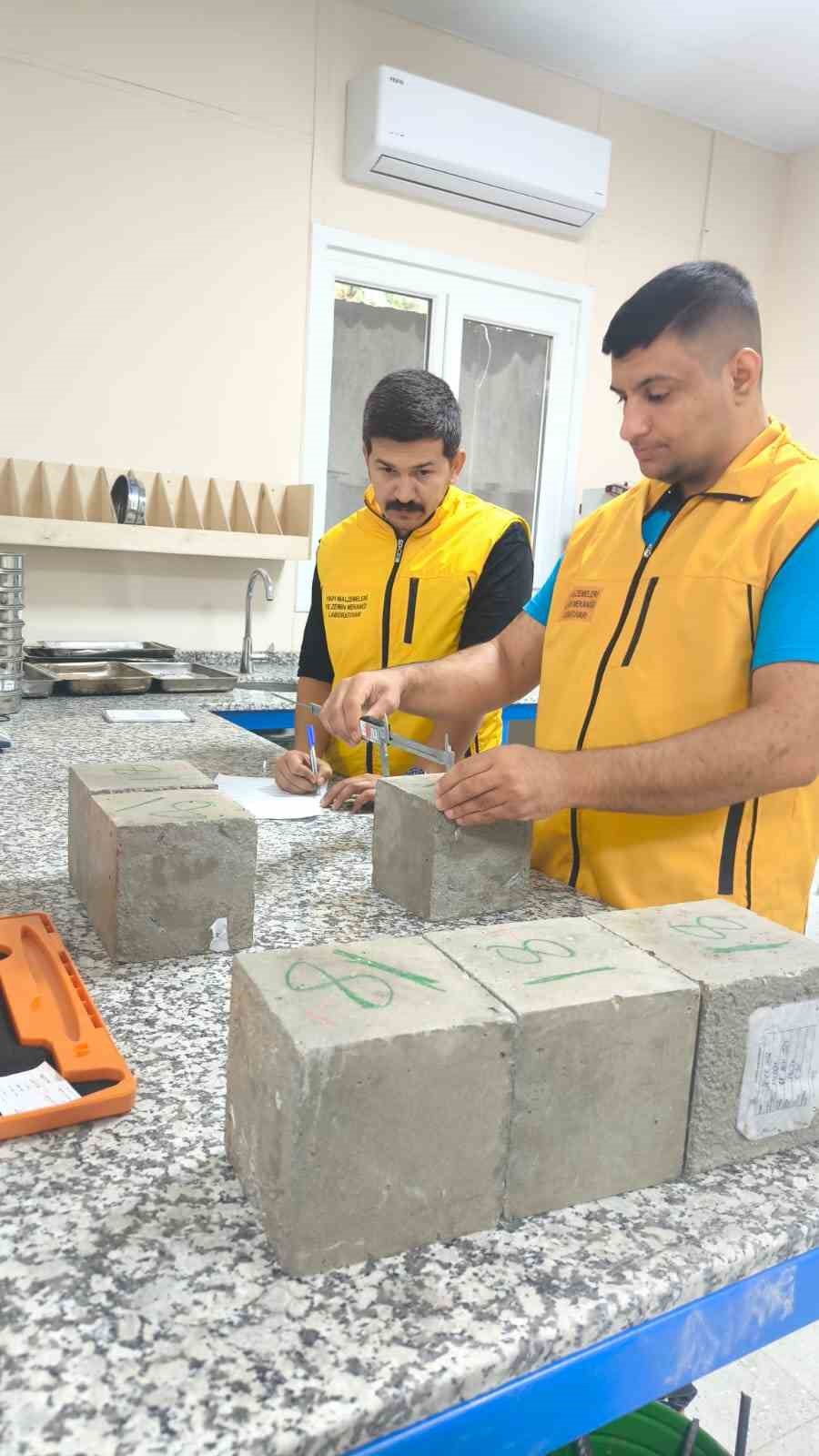 Büyükşehir laboratuvarı TÜRKAK onayı aldı