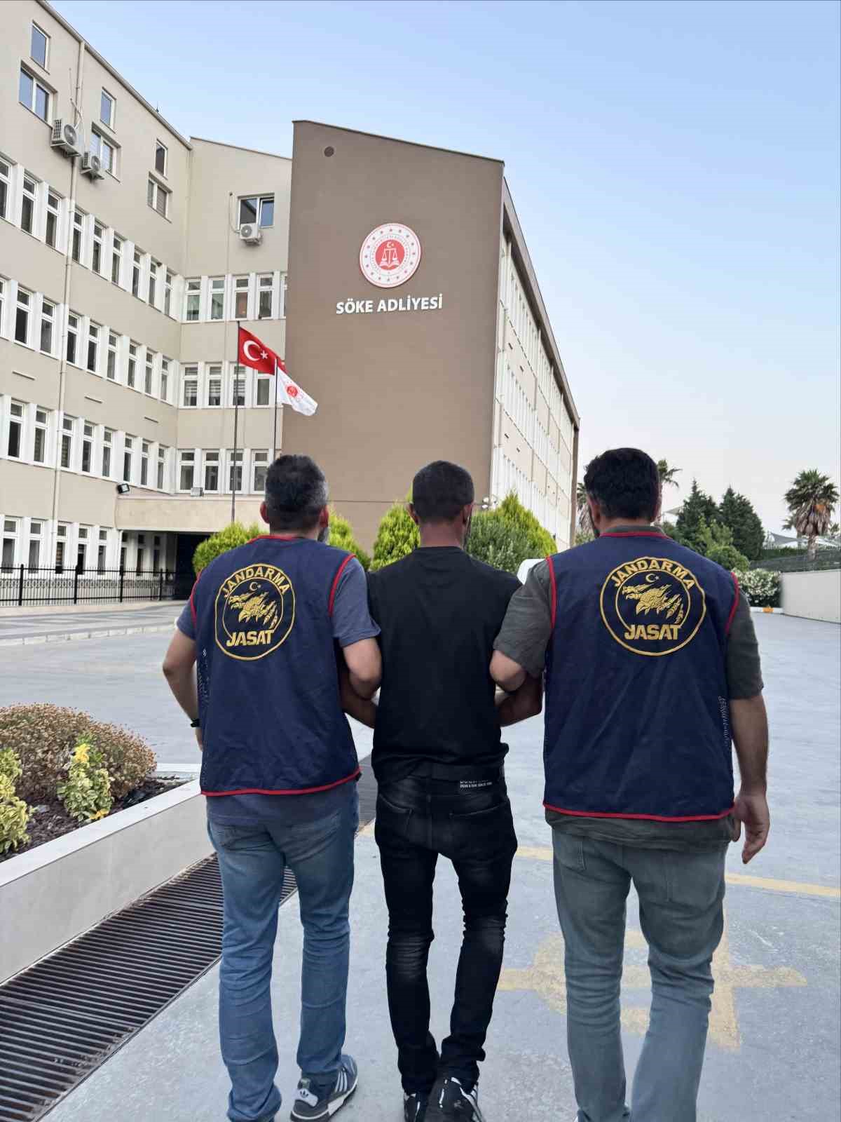 Söke ve Karacasu’da aranan şahıslar yakalandı