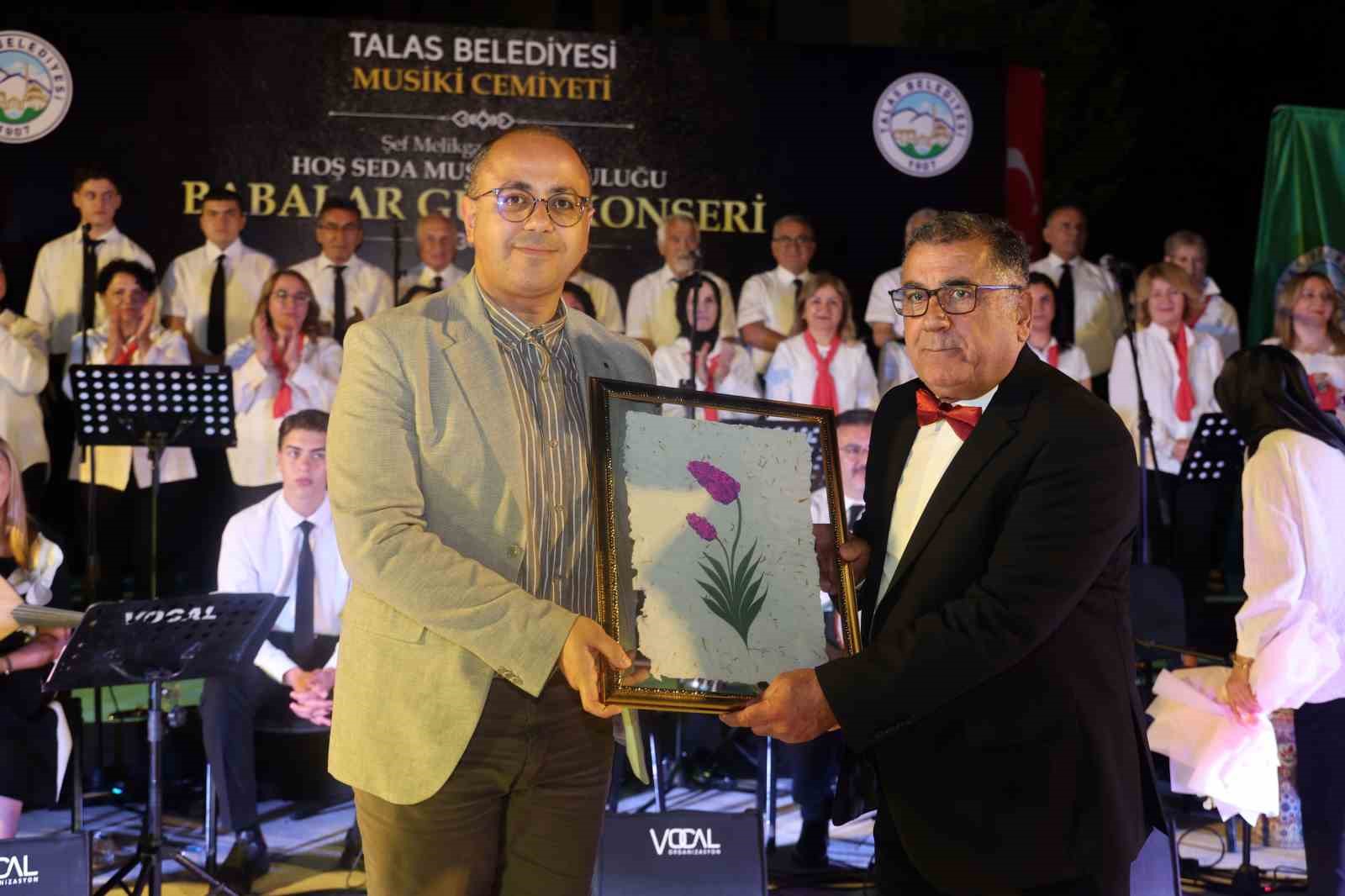 Talas’ta Babalar Günü hoş seda ile taçlandı