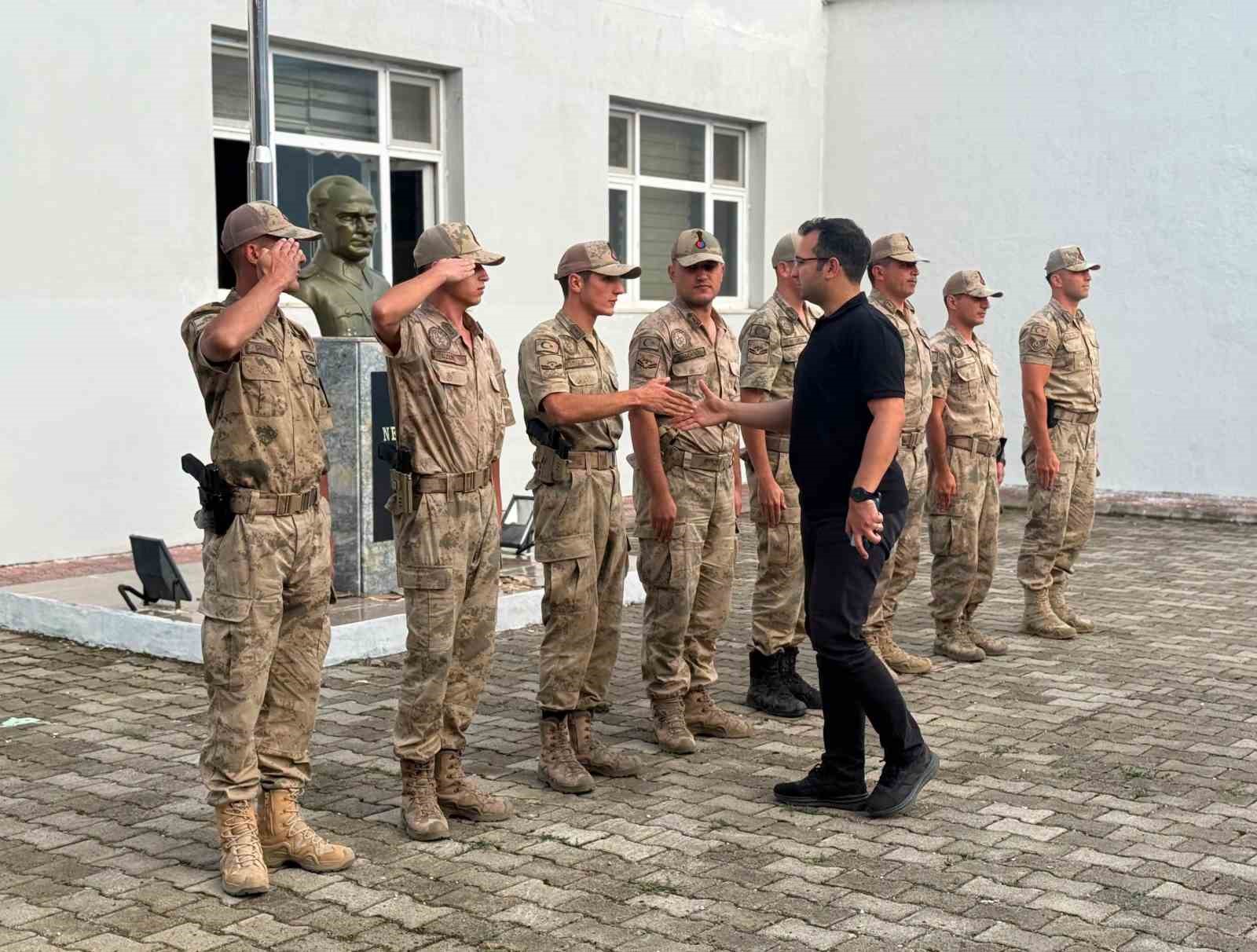 Refahiye Kaymakamı Taşkıran, jandarmanın çalışmalarını yerinde inceledi