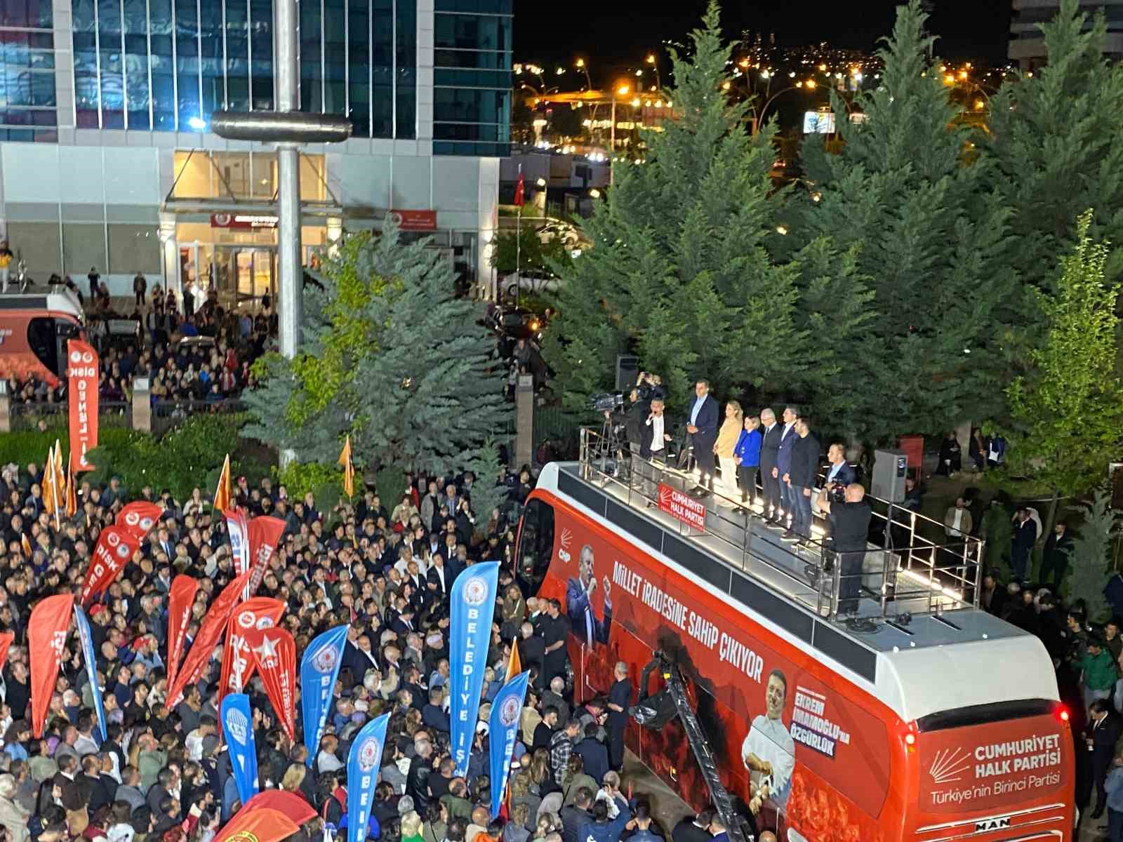 Özel: "Biz en kısa zamanda sandık istiyoruz, kurultay istiyoruz"