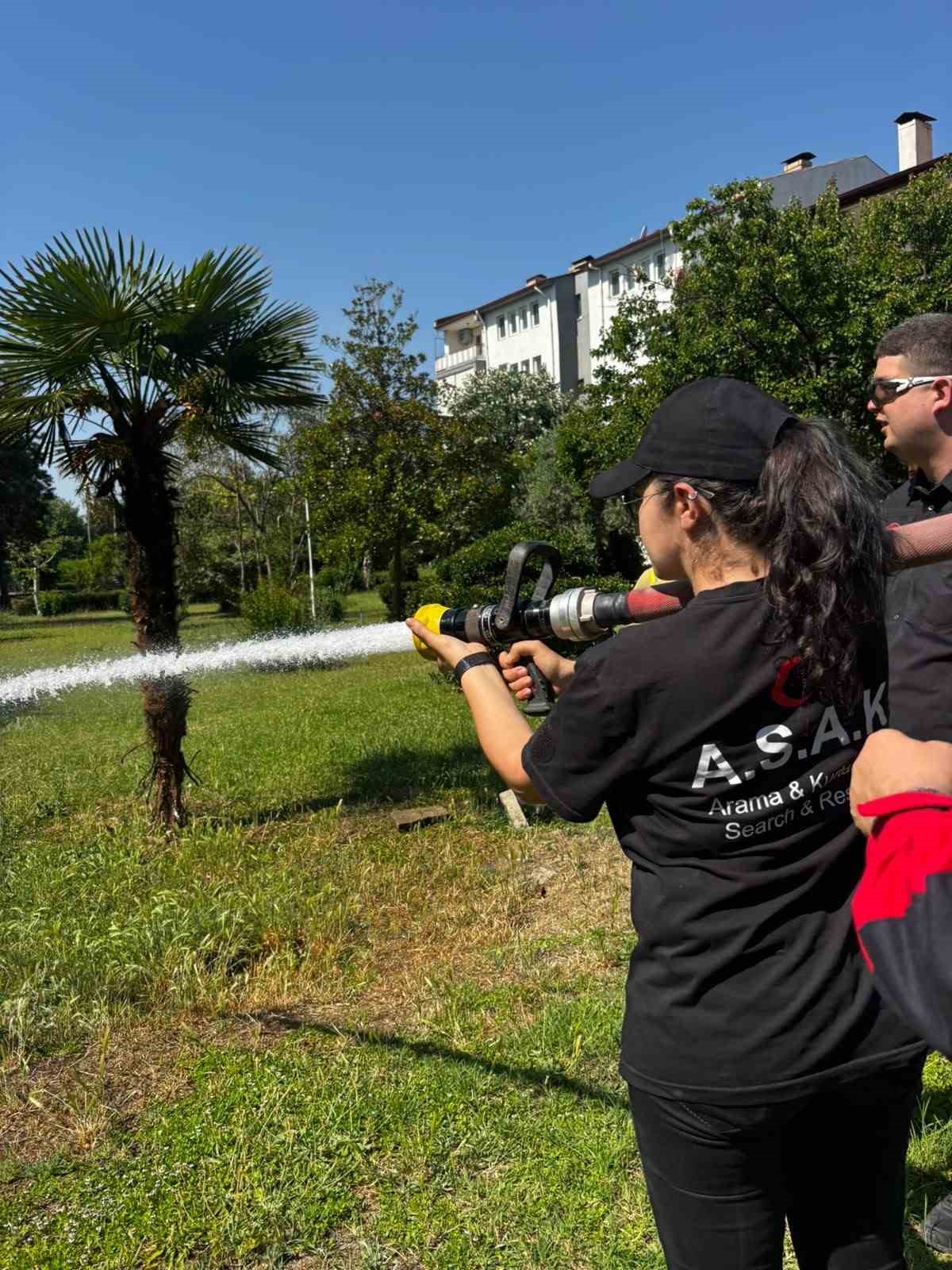 ASAK gönüllülerine orman yangınlarıyla mücadele eğitimi