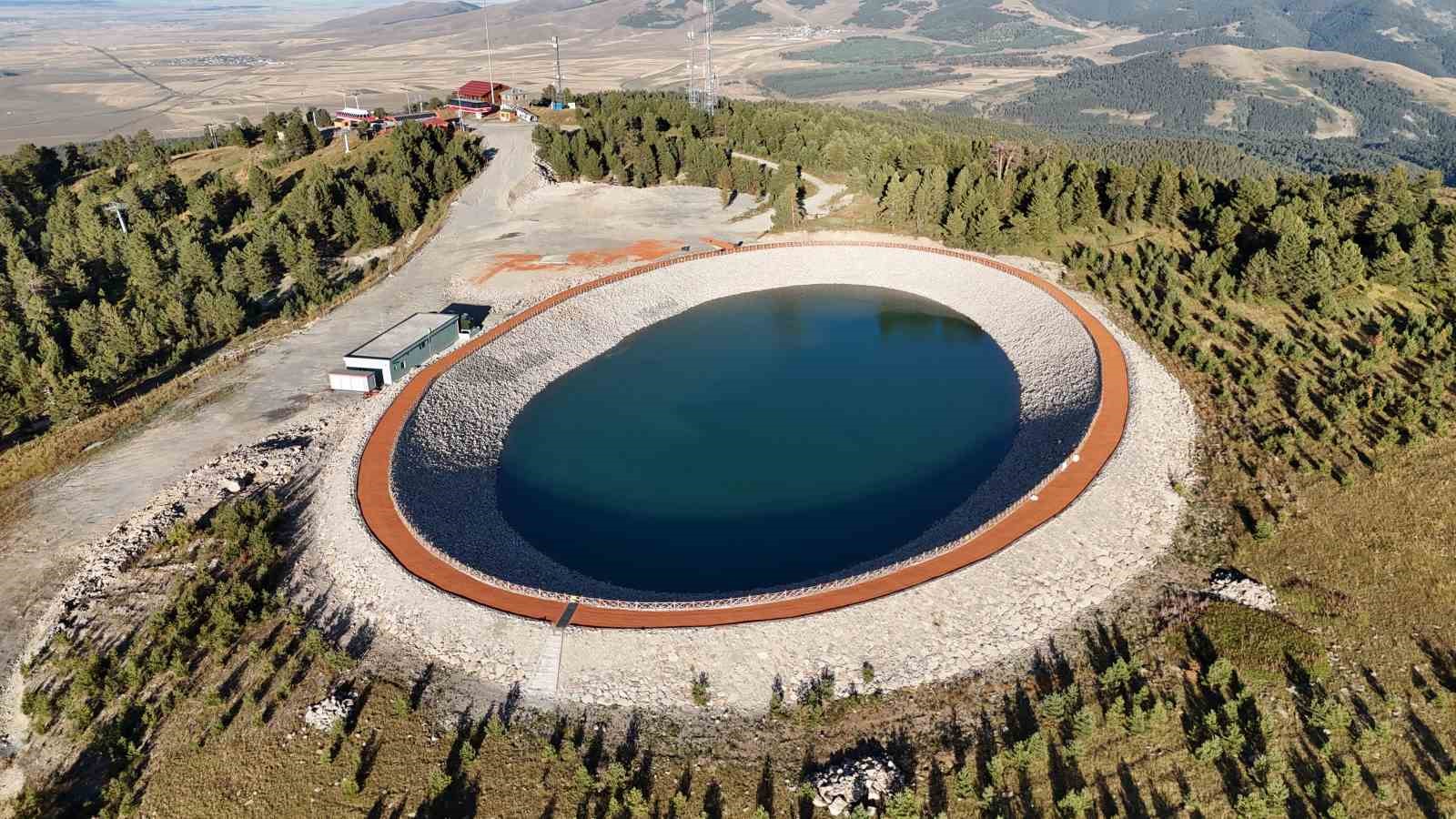 Kars’ta 2 bin 634 rakımda saklı güzellik: Sarıçamların arasında görenleri etkiliyor