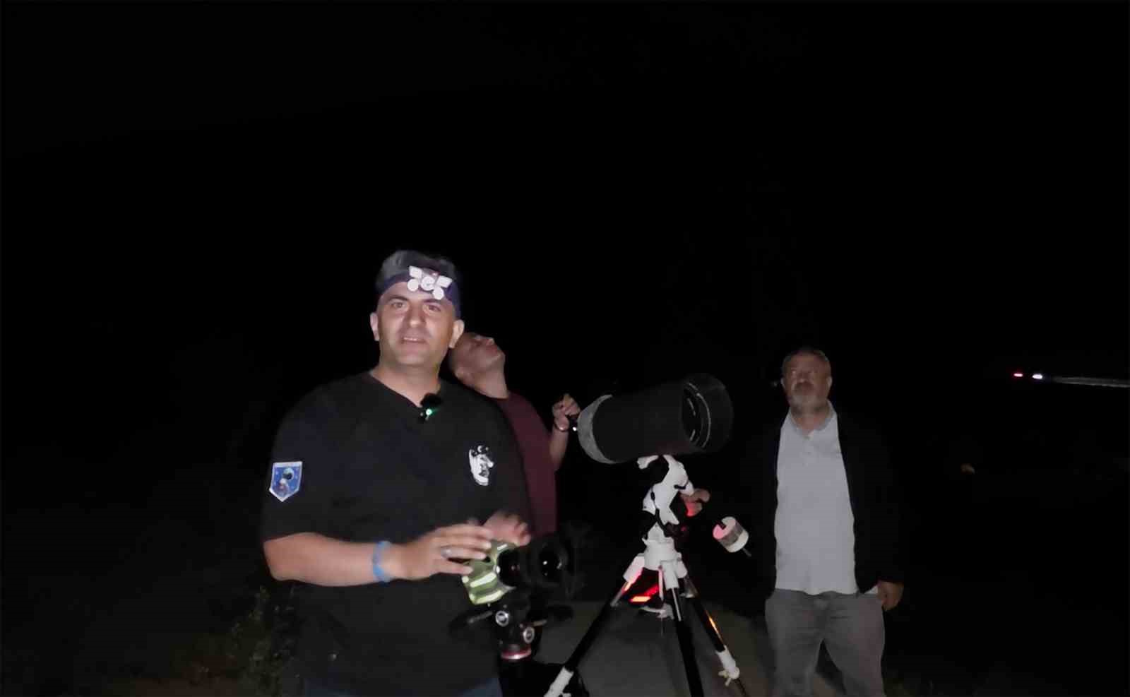 Bitlis&rsquo;te Perseid meteor yağmuru g&ouml;ky&uuml;z&uuml;n&uuml; şenlendirdi