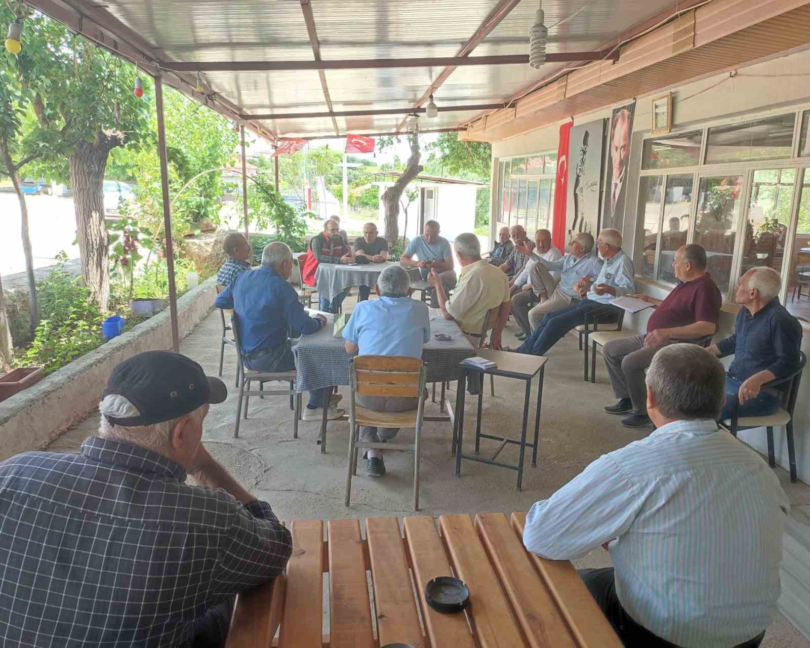 Uşak İl Tarım ve Orman Müdürlüğü ekipleri sahadaki çalışmalarını sürdürüyor
