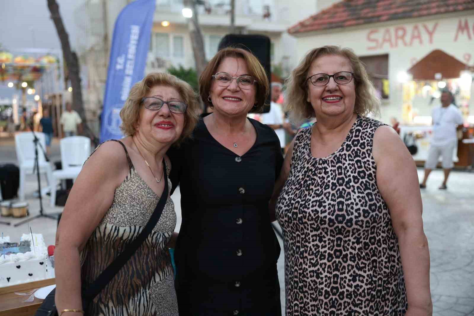 Didim Belediyesi, Altınkum Sanat Sokağı’nda sanat ve dayanışmayı buluşturdu