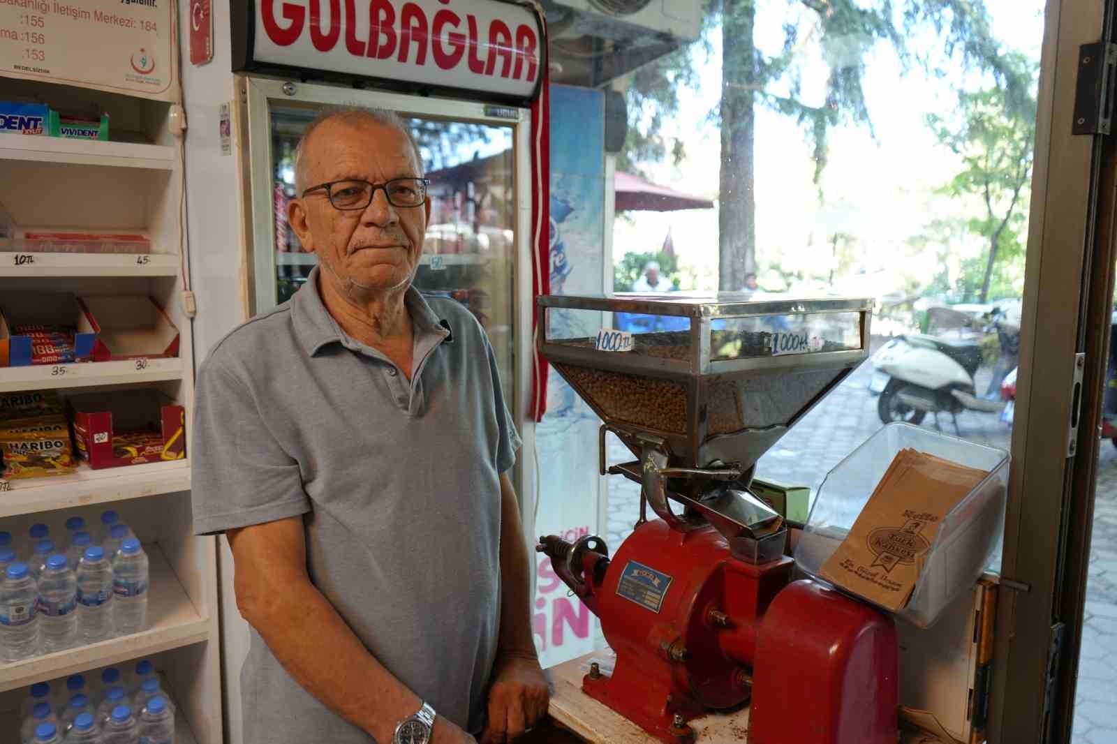 İznik &Ccedil;arşısına 60 yıldır yayılan kahve kokusu