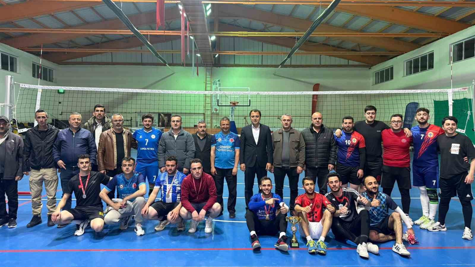 Aydıntepe’de voleybol turnuvası tamamlandı