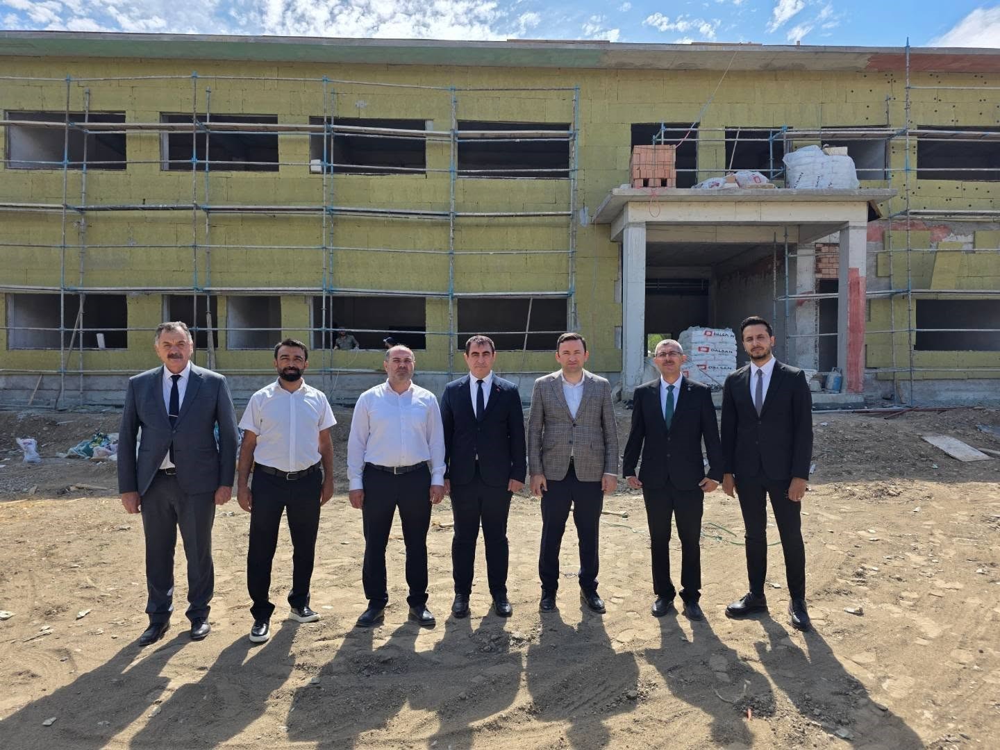 Pamuk&ouml;ren Ortaokulu inşaatında &ccedil;alışmalar s&uuml;r&uuml;yor