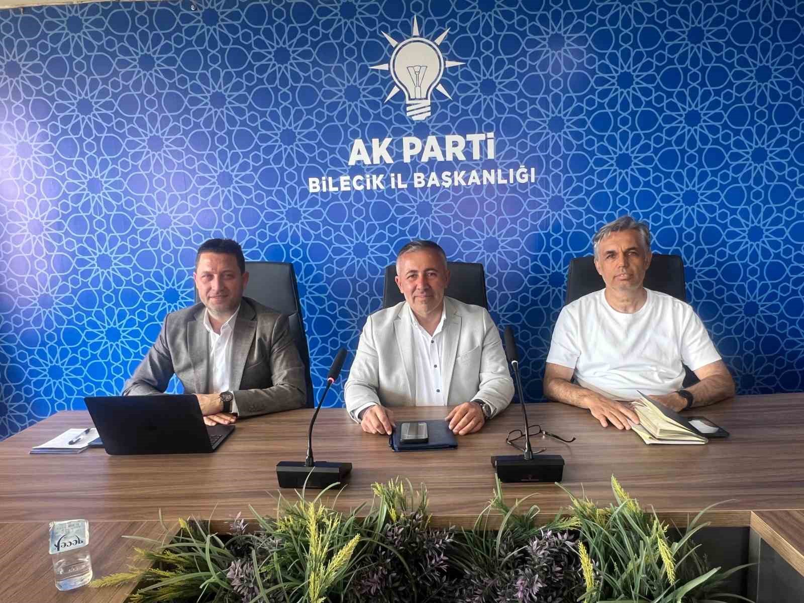 AK Parti’de yol haritası masaya yatırıldı