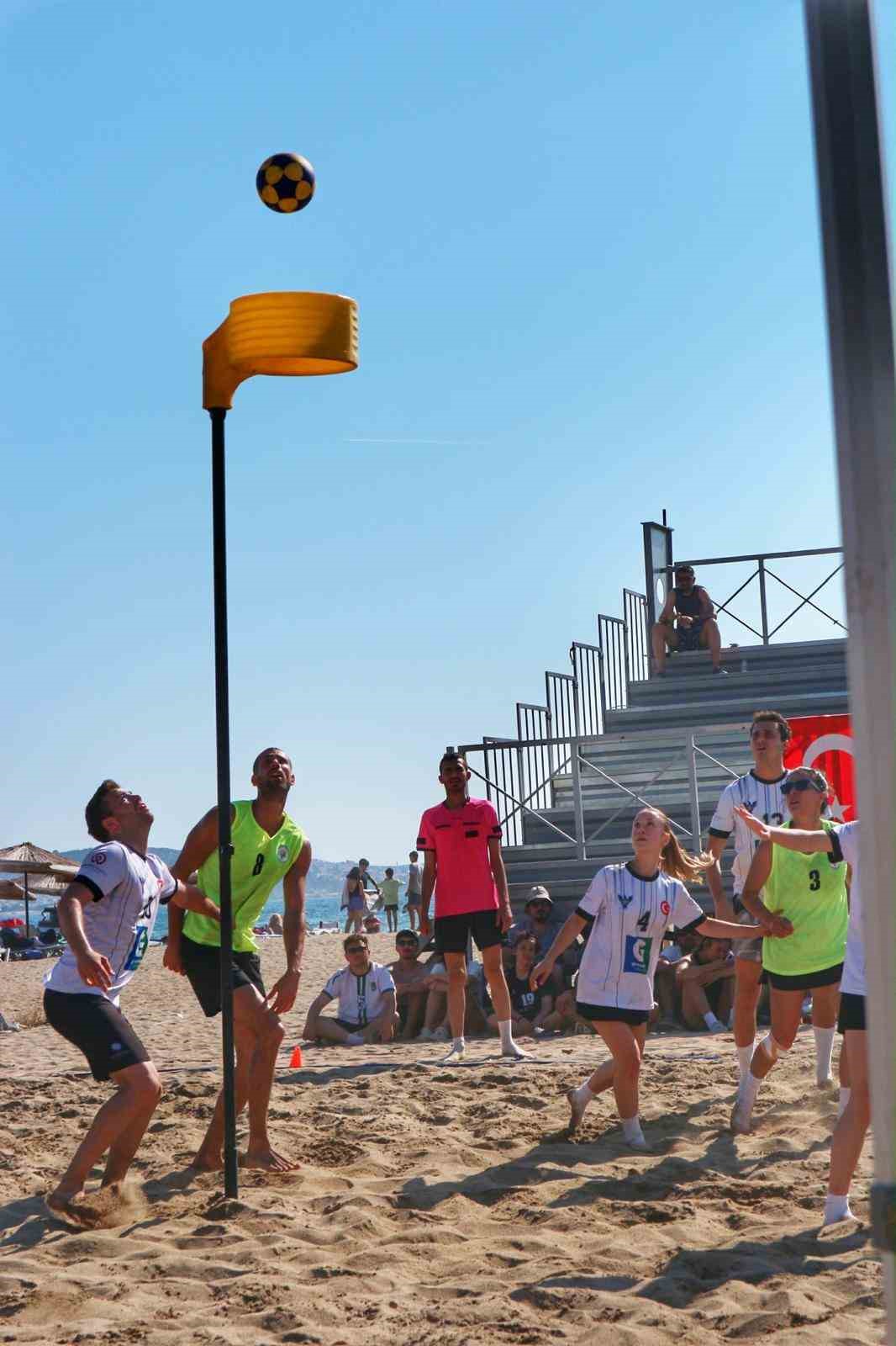 Balıkesir’de Plaj Korfbol Türkiye Şampiyonası yapıldı
