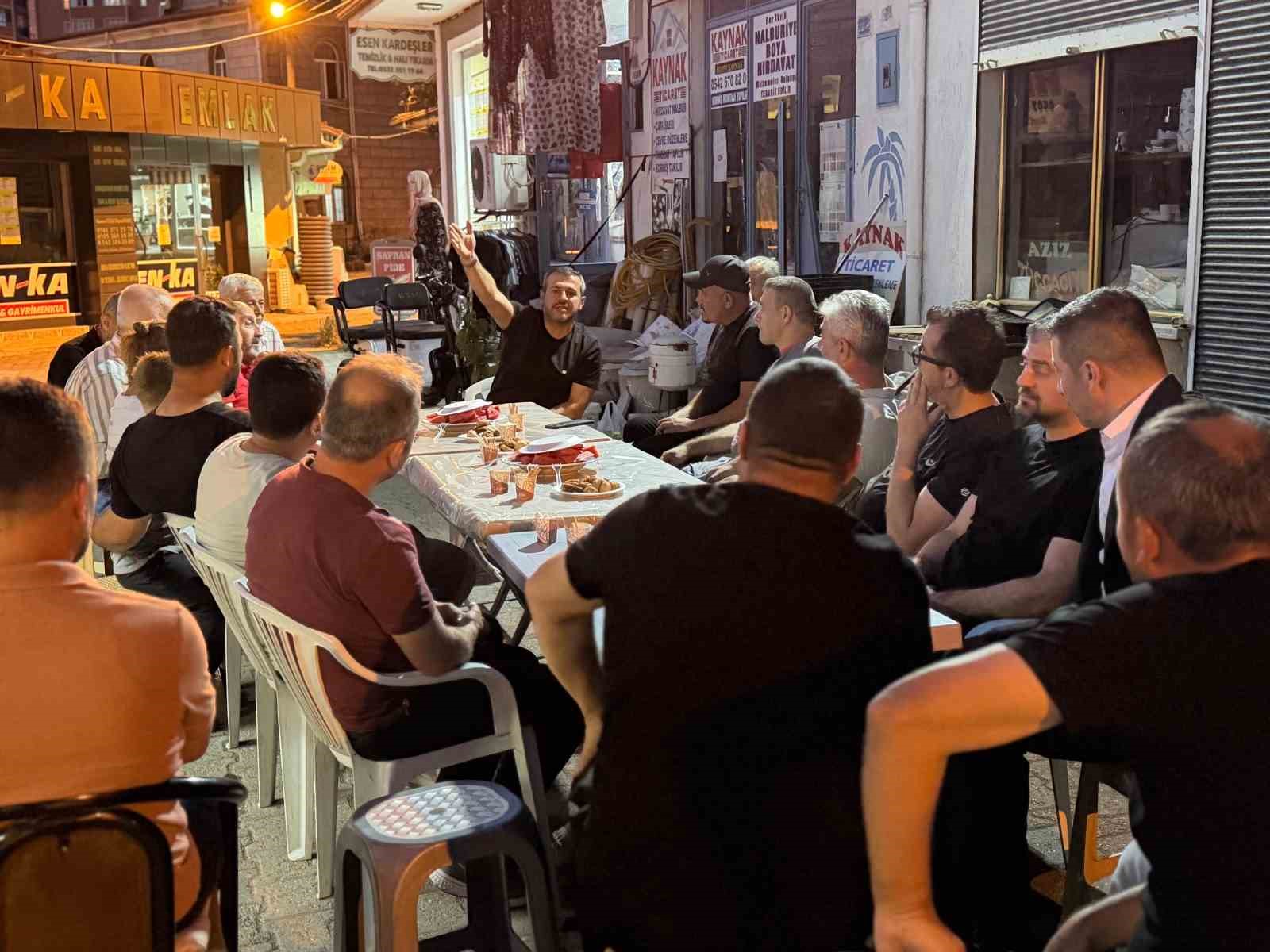 5000 Evler’de çaylar içildi, mahalle ve Karabük konuşuldu
