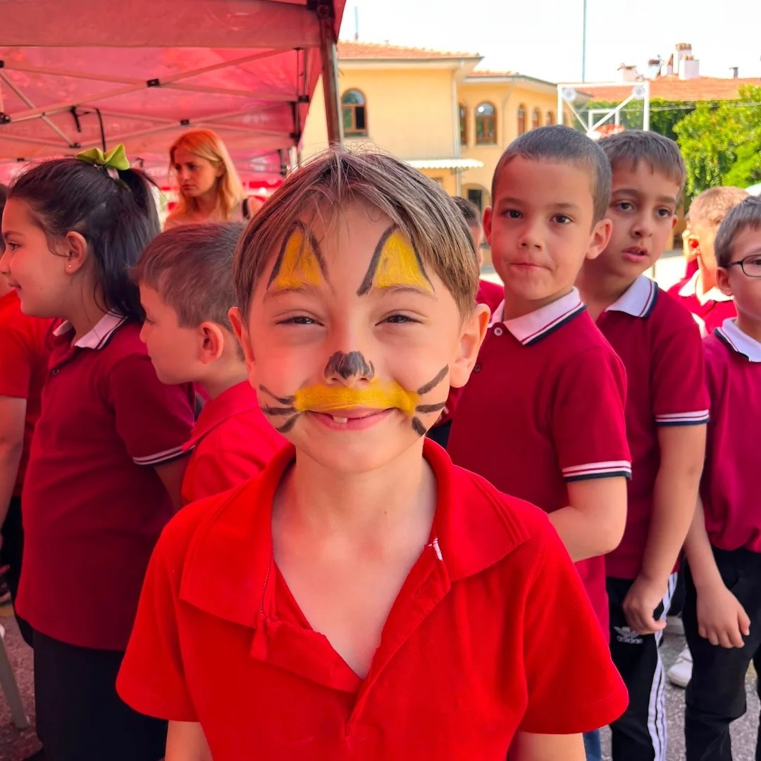 Muğla’da "Farklı Renkler, Aynı Kalpler" şenliği gönülleri fethetti