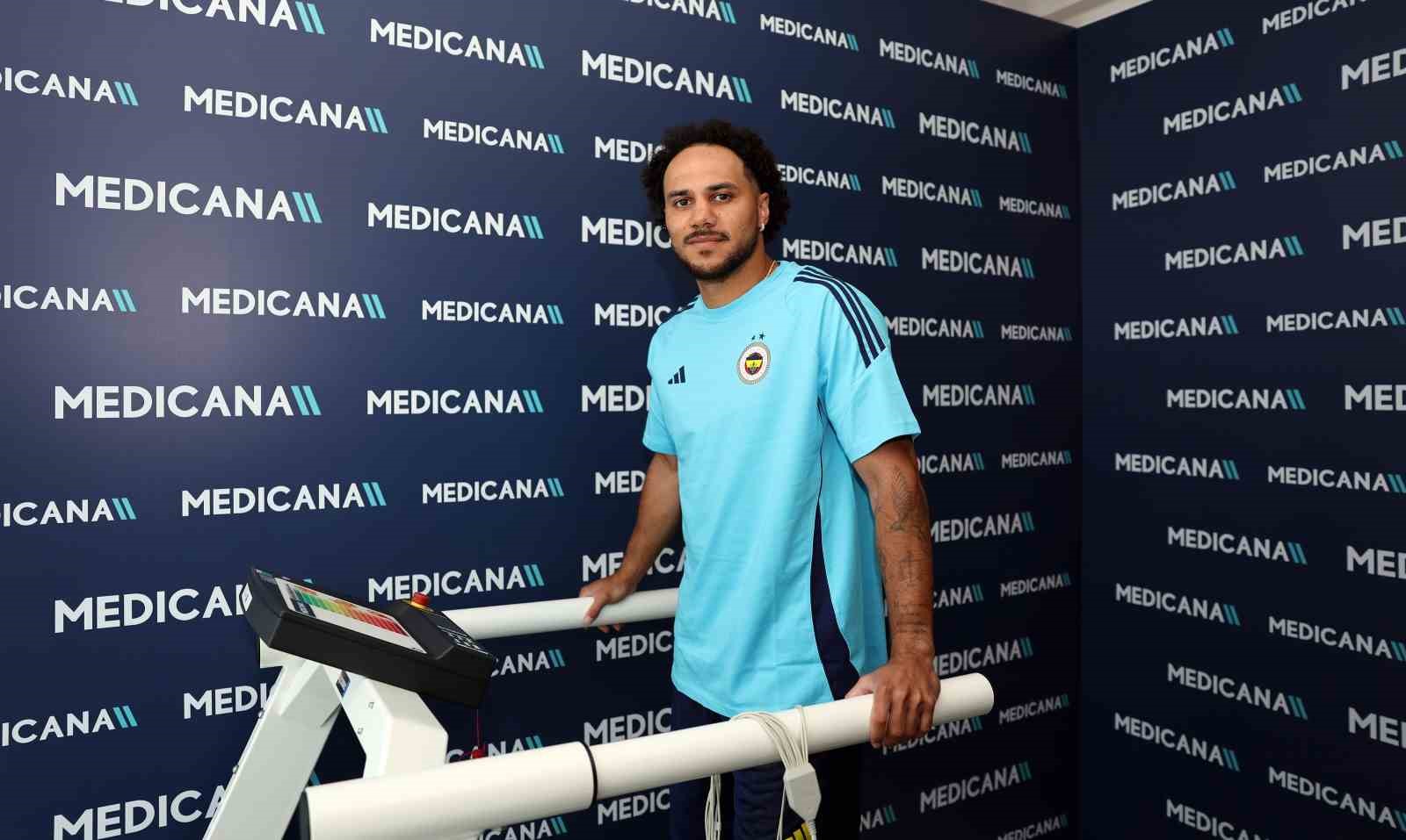 Fenerbahçe’nin yeni transferi Shane Larkin sağlık kontrolünden geçti