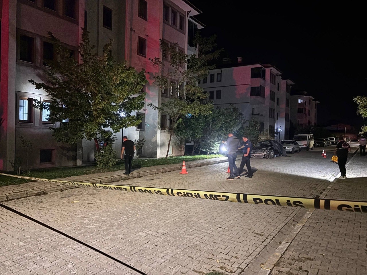 Erzincan’da bir eve silahla ateş edildi