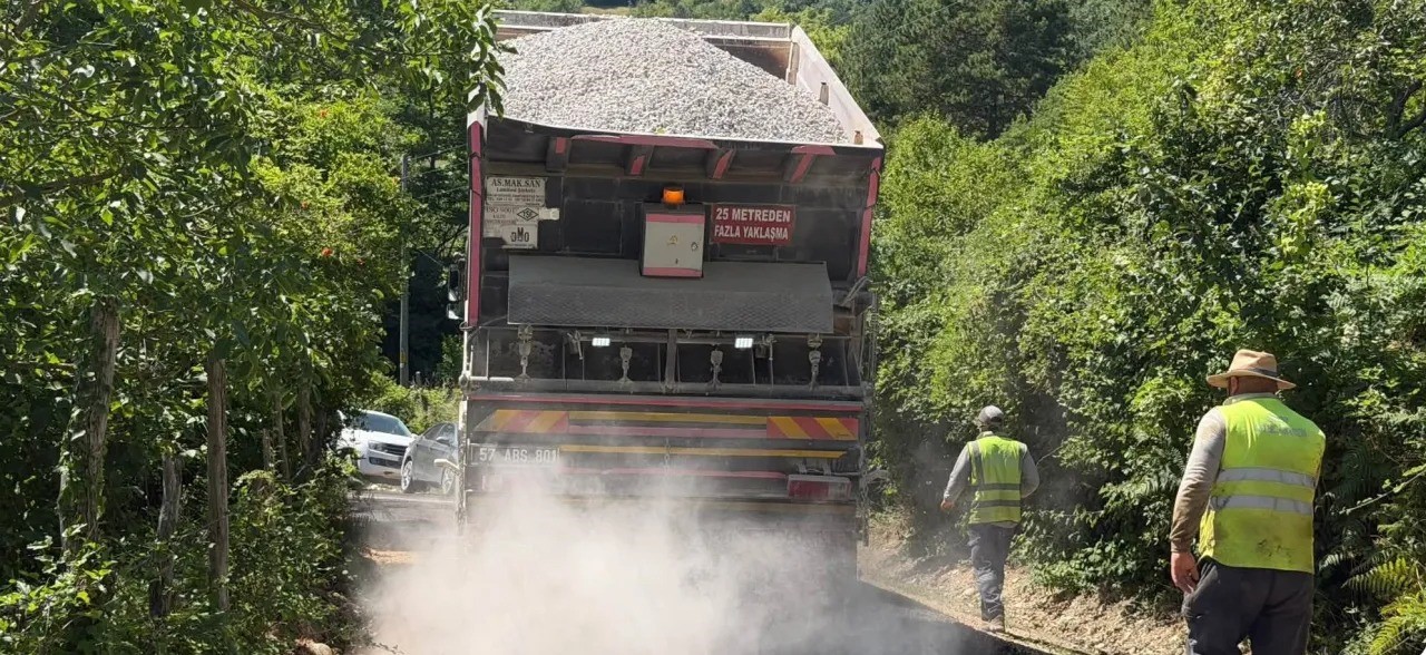 Gerze’de kırsal ulaşım çalışmaları