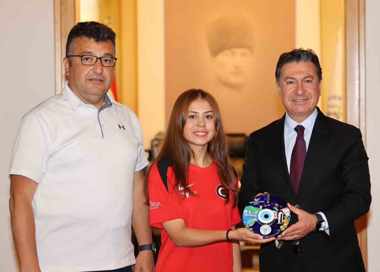 Muğlalı milli okçu Hazal Burun Dünya kupası finalinde