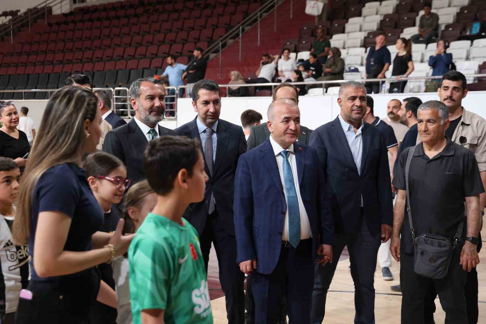 Sporun geleceği Elazığ&rsquo;da keşfediliyor