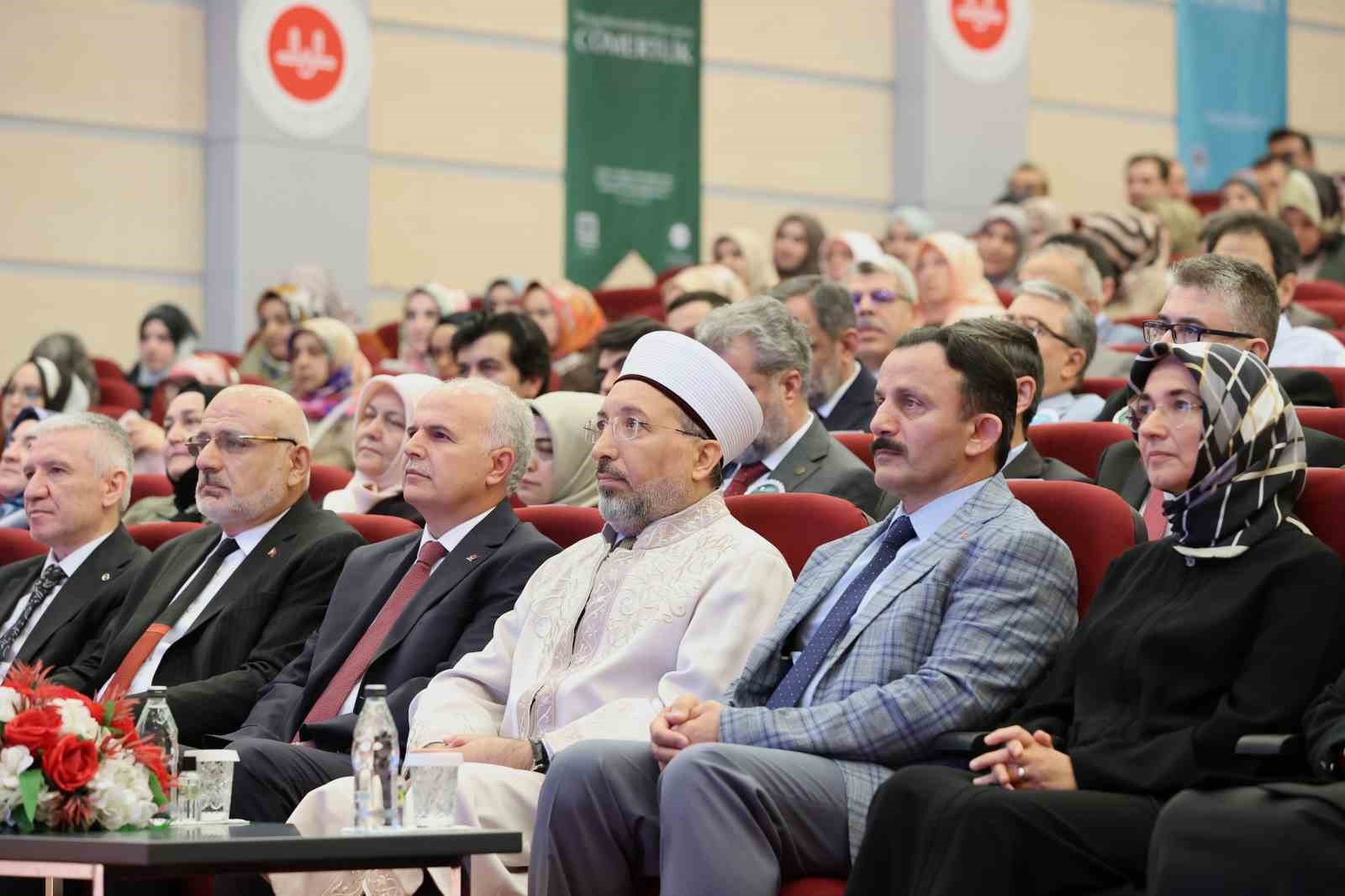 Diyanet İşleri Başkanı Arpaguş: "Peygamber Efendimiz, t&uuml;m insanlık i&ccedil;in ideal bir &ouml;rnek olmuştur"