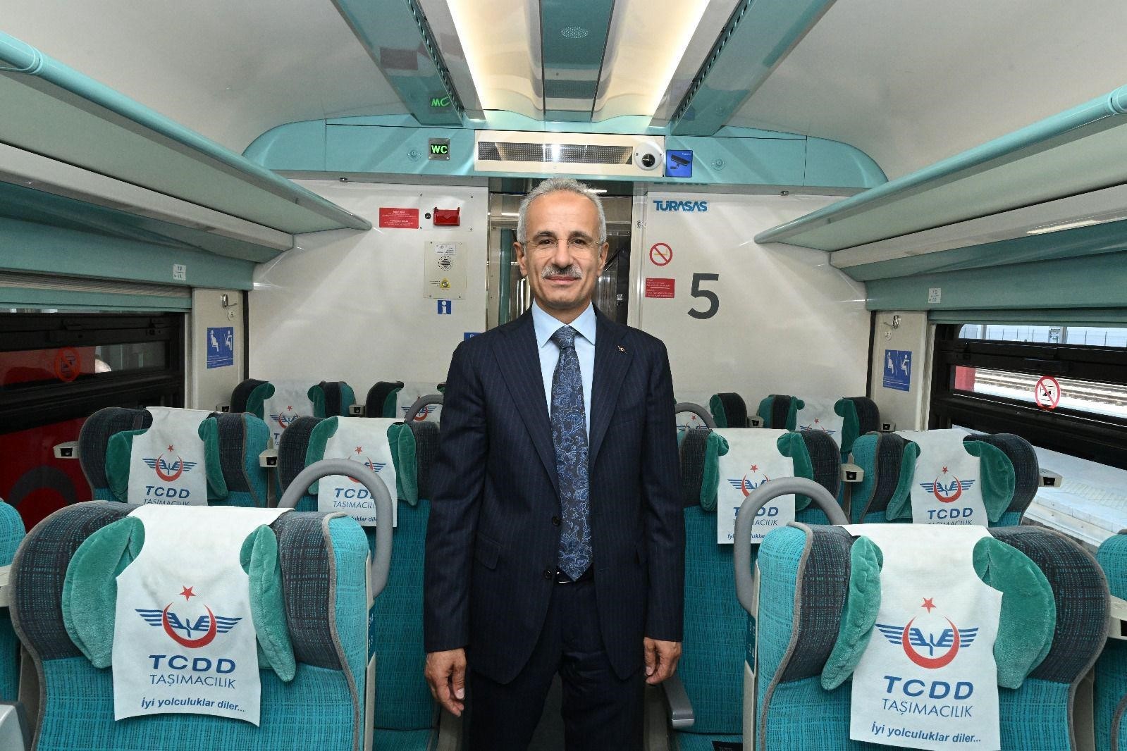 15 Temmuz’un 10’uncu yılında 10 YHT seti özel logoyla sefer yapacak