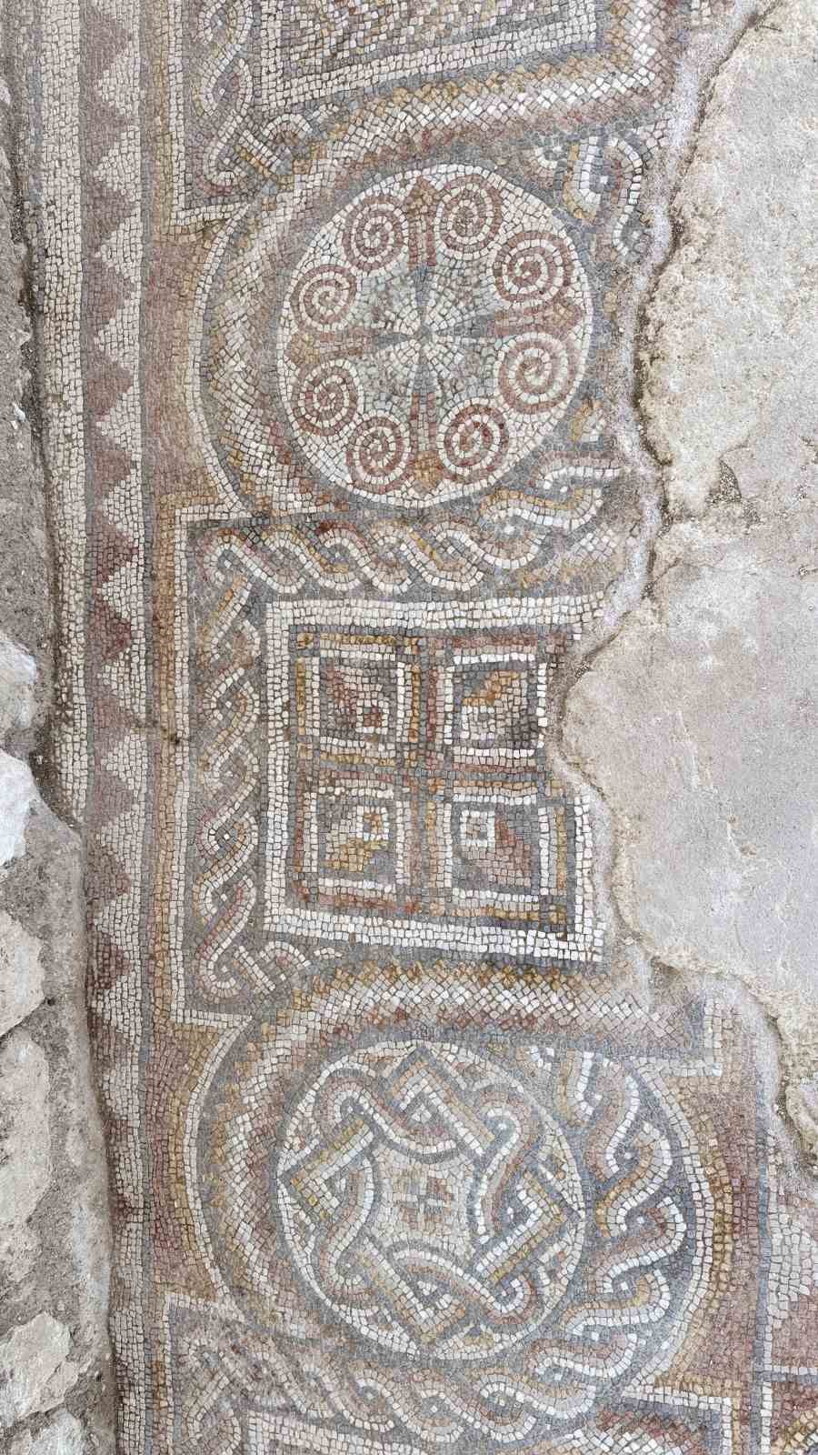 Hadrianopolis’te 4. yüzyıla ait eşsiz mozaiklerin bulunduğu yapının restorasyonu tamamlandı