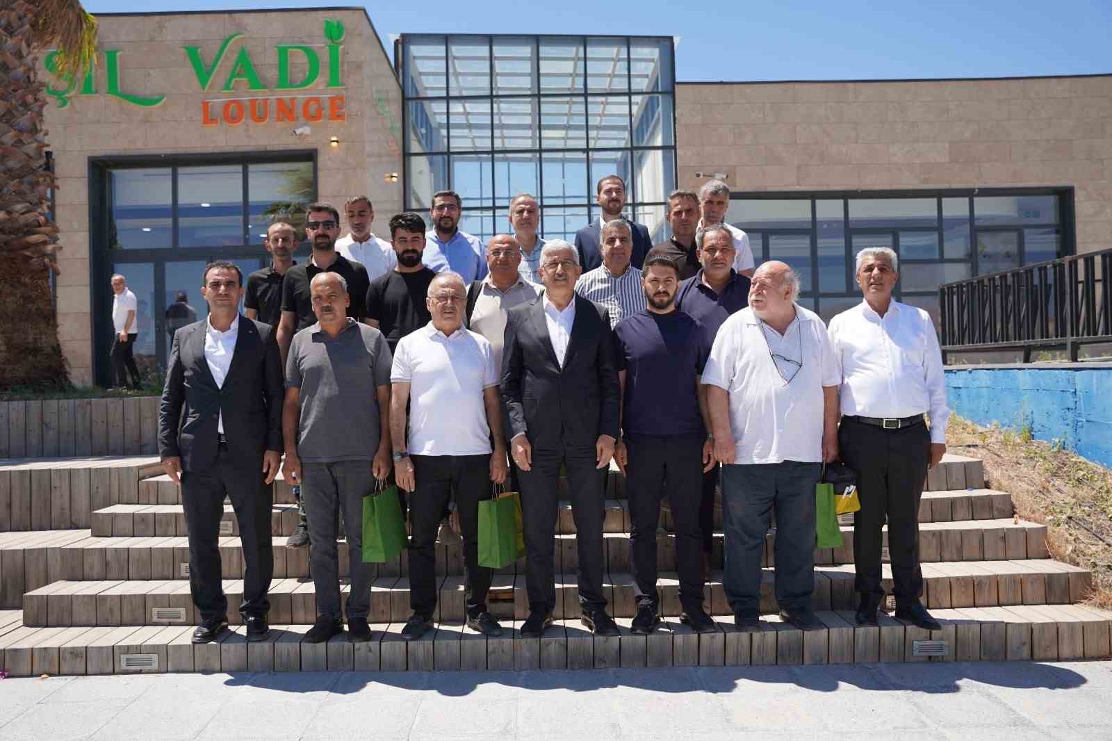 Başkan Halla&ccedil;&rsquo;tan hizmet ve yatırım değerlendirmesi