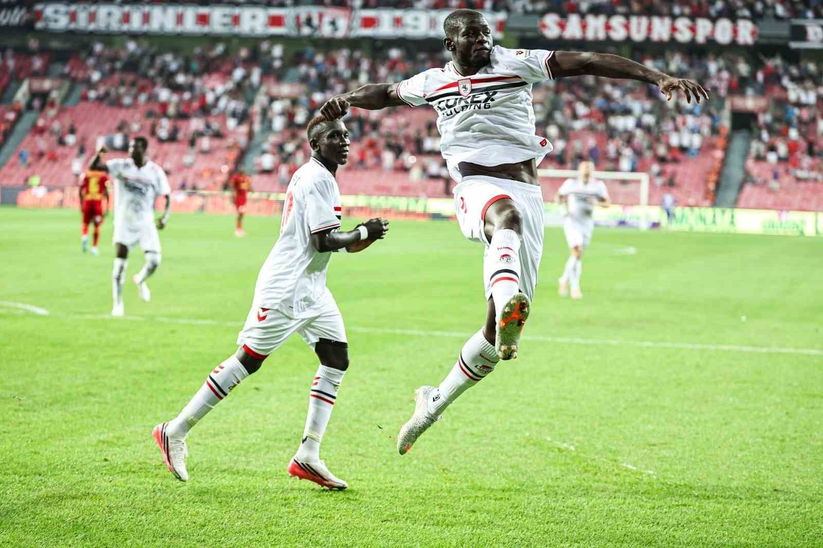 Trendyol S&uuml;per Lig: Samsunspor: 3 - G&ouml;ztepe: 3 (Ma&ccedil; sonucu)