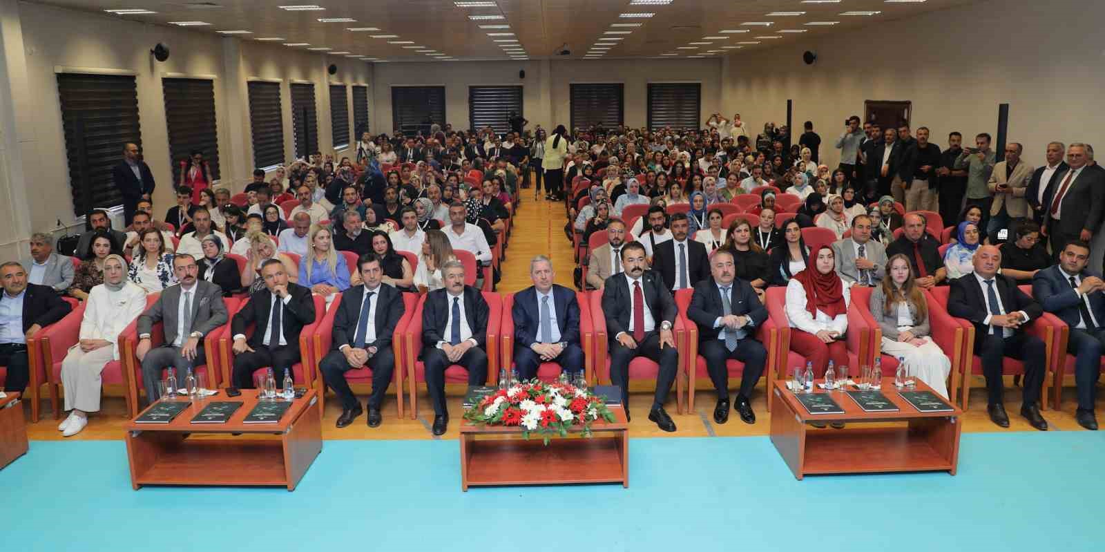 Ticaret Bakan Yardımcısı Gürcan: "E-ticaret hacmi 4,5 trilyon liraya ulaştı"