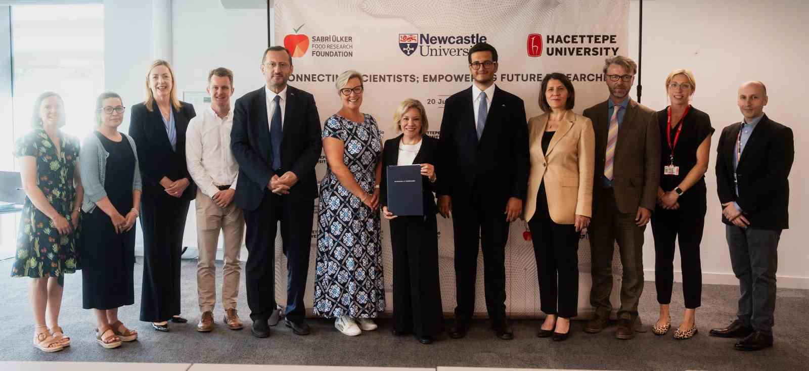 Sabri Ülker Vakfı’ndan çocukların sağlıklı gelişimi için Global Bilim Platformu
