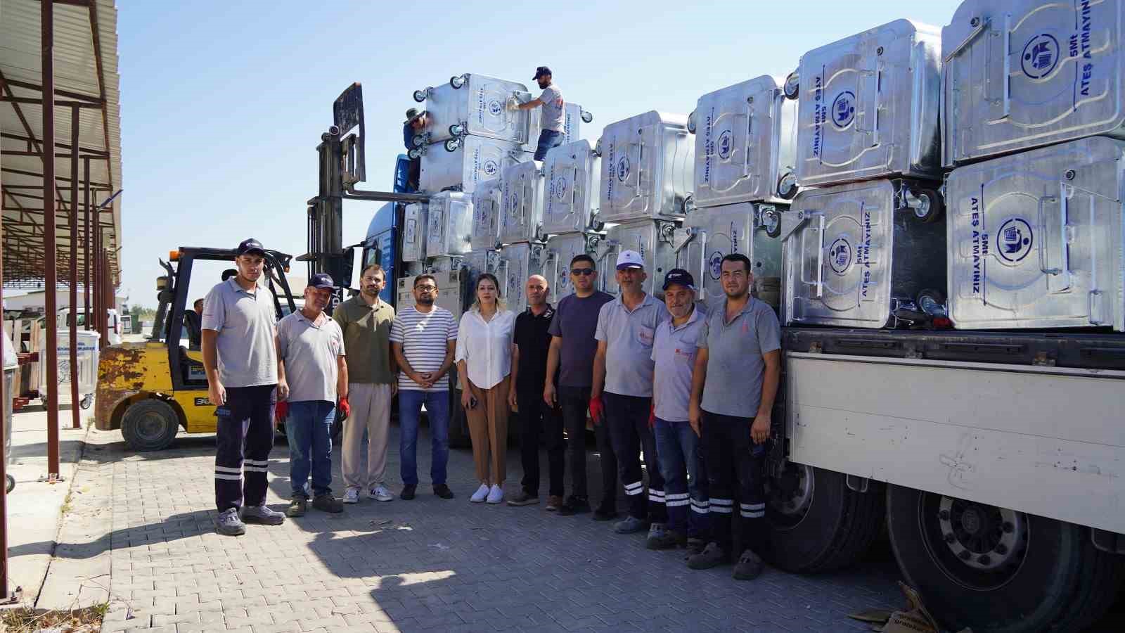 Yunusemre’de çöp konteynerleri yenileniyor