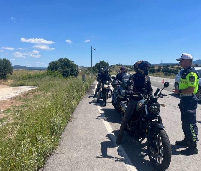 Çanakkale’de motosikletlilere denetim
