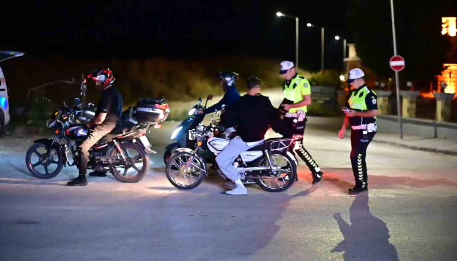 Edirne’de gece trafik uygulaması