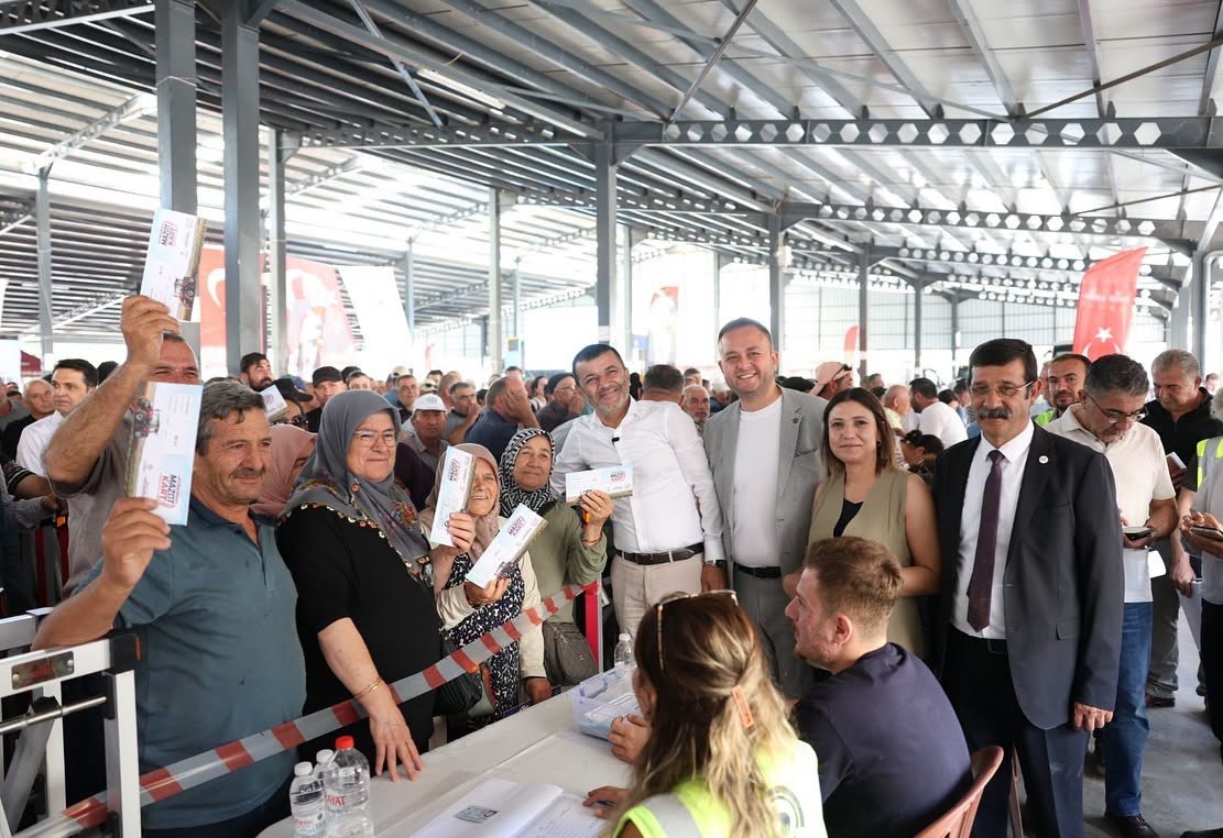 &Ccedil;ivrilli &uuml;reticiye 94 bin litre mazot desteği sağlandı