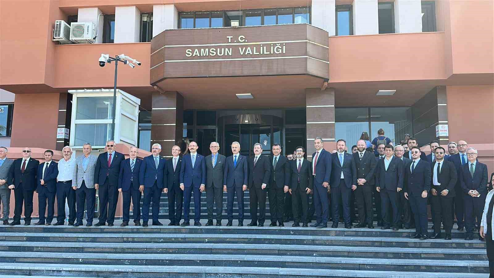 Samsun’da 2 yeni tramvay hizmete girdi
