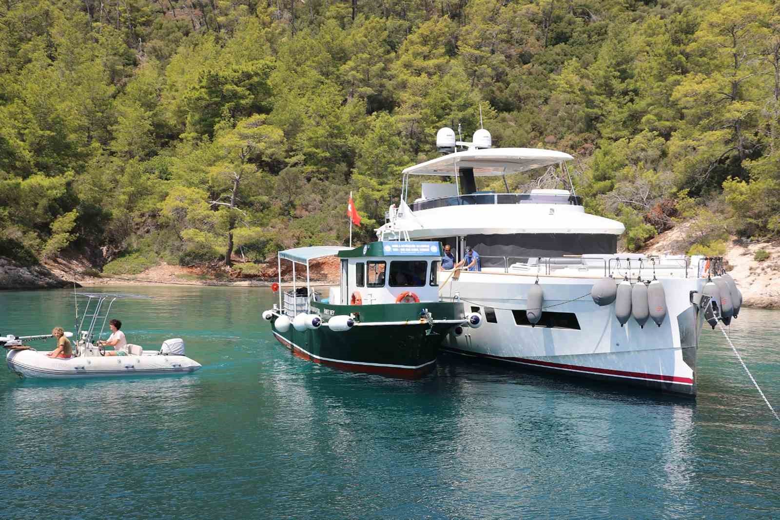 Muğla B&uuml;y&uuml;kşehir &lsquo;Mavi Vatan&rsquo; i&ccedil;in atık alım filosunu g&uuml;&ccedil;lendiriyor
