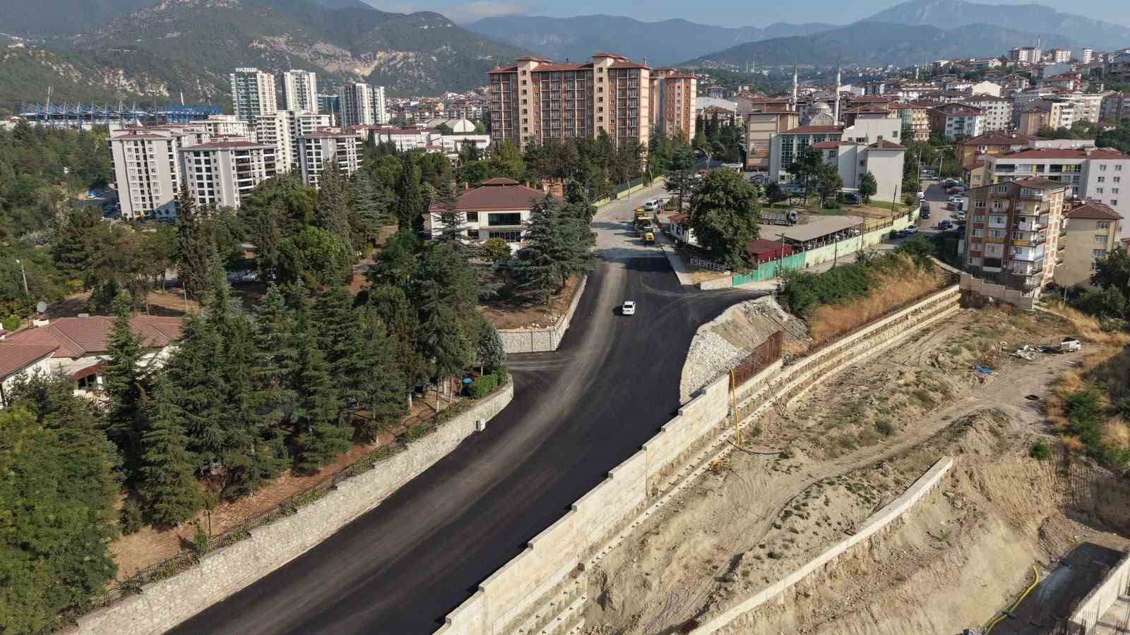 Karabük’te 3 mahallenin ulaşımını sağlayan yol açıldı