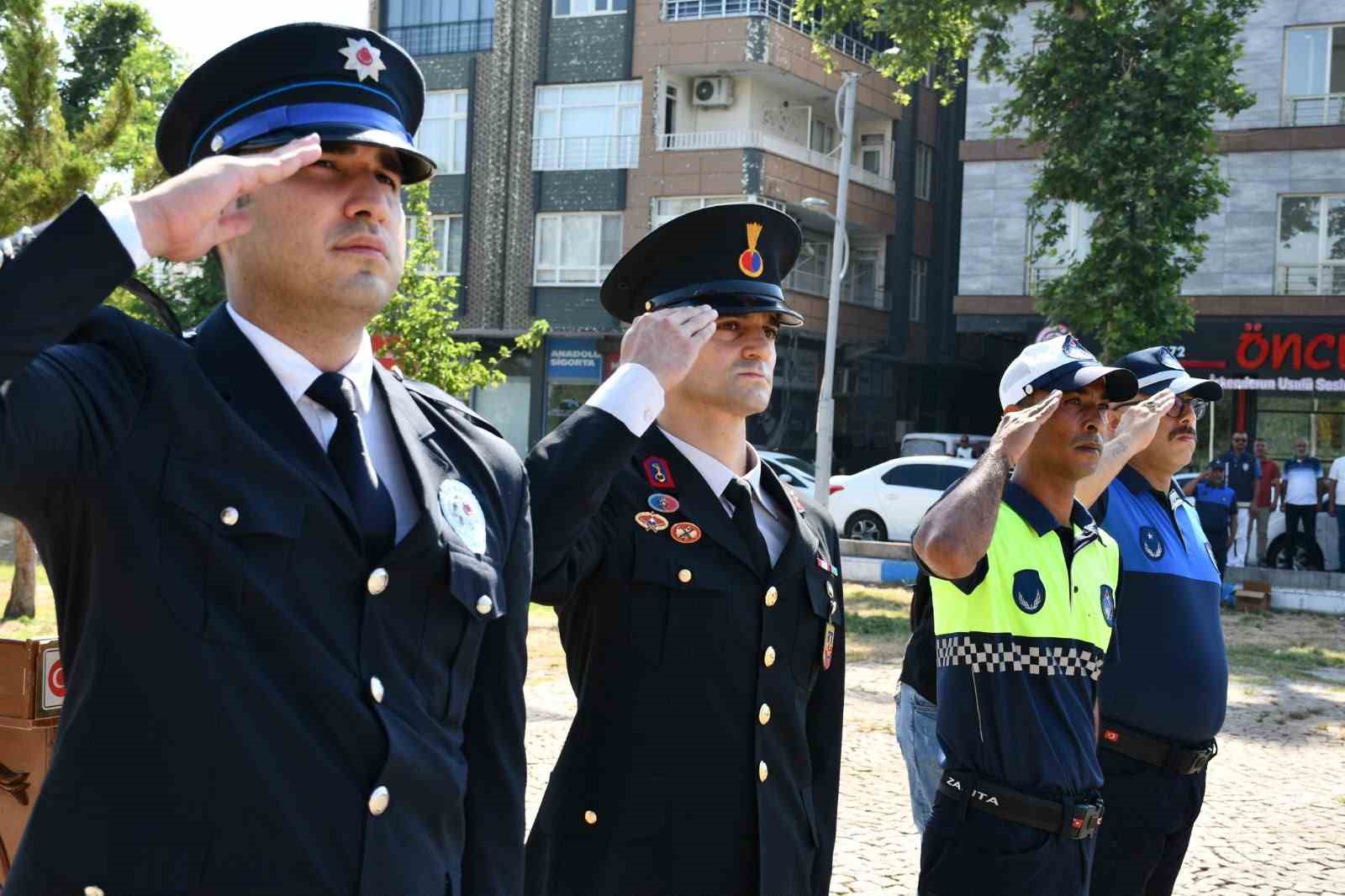 Birecik’in Kurtuluşunun 106. Yıl Dönümü 15 Temmuz Meydanı’nda düzenlenen törenle kutlandı