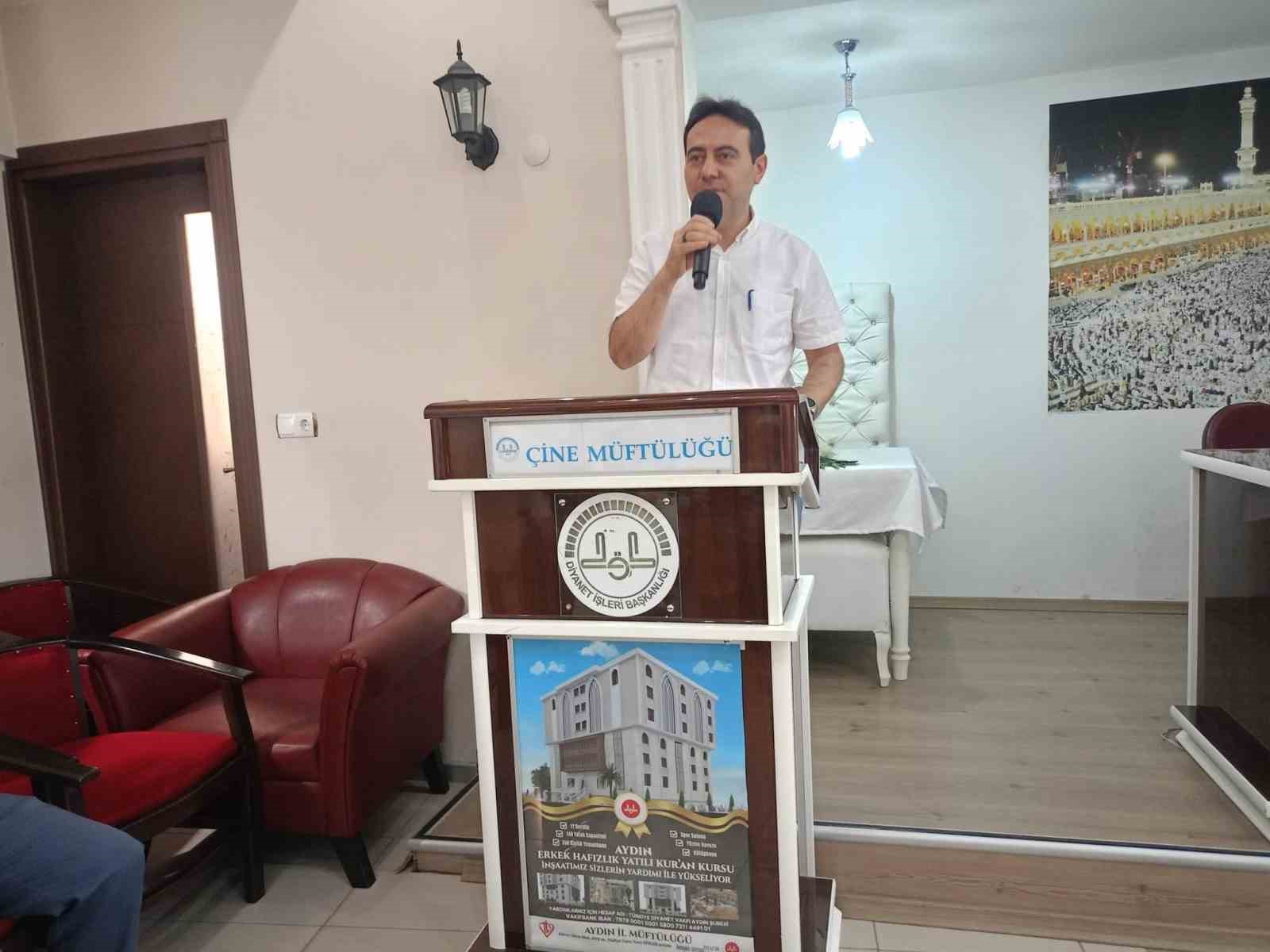Yaz Kur&rsquo;an Kursları &ouml;ncesi din g&ouml;revlileri bir araya geldi