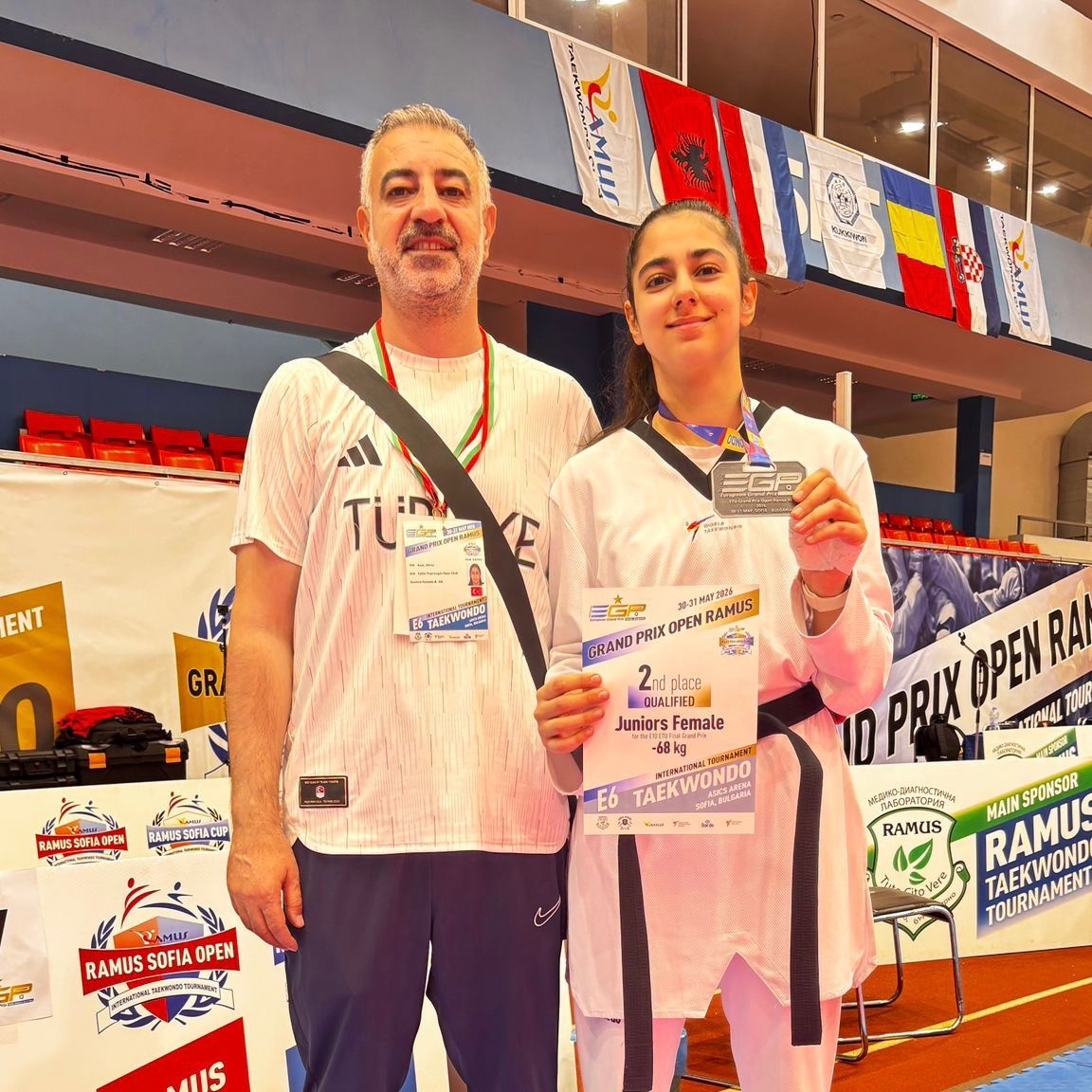 Ebrar Acar’dan Avrupa’da gümüş madalya