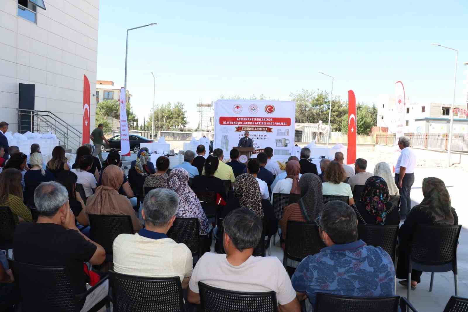 Adıyaman’da fırınlara hijyen desteği