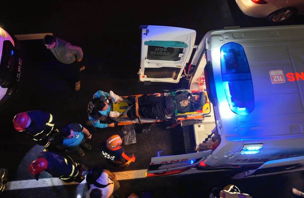 Kırıkkale’de yolcu otobüsü devrildi: 40 kişi yaralandı