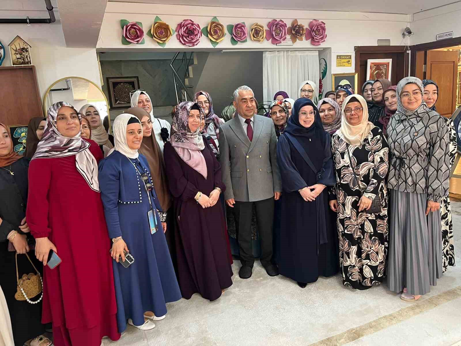 Nazilli’de Geleneksel Sanatlar 75. Yıl Sergisi’nde buluştu